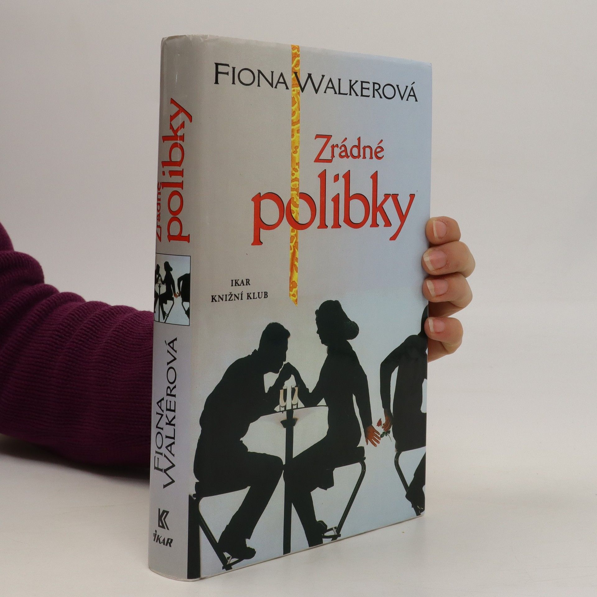 Fiona Walker Zrádné polibky