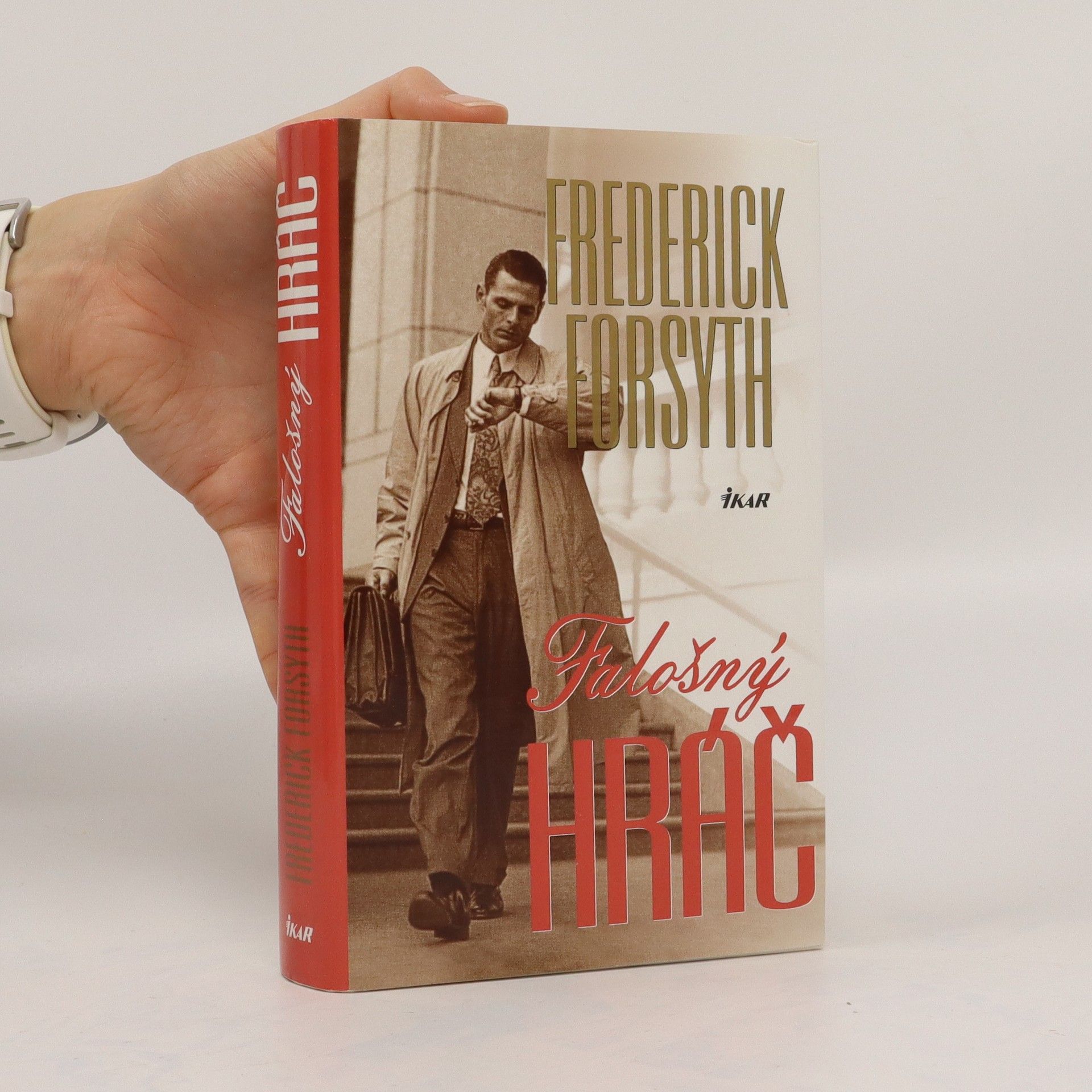 Frederick Forsyth Falošný hráč