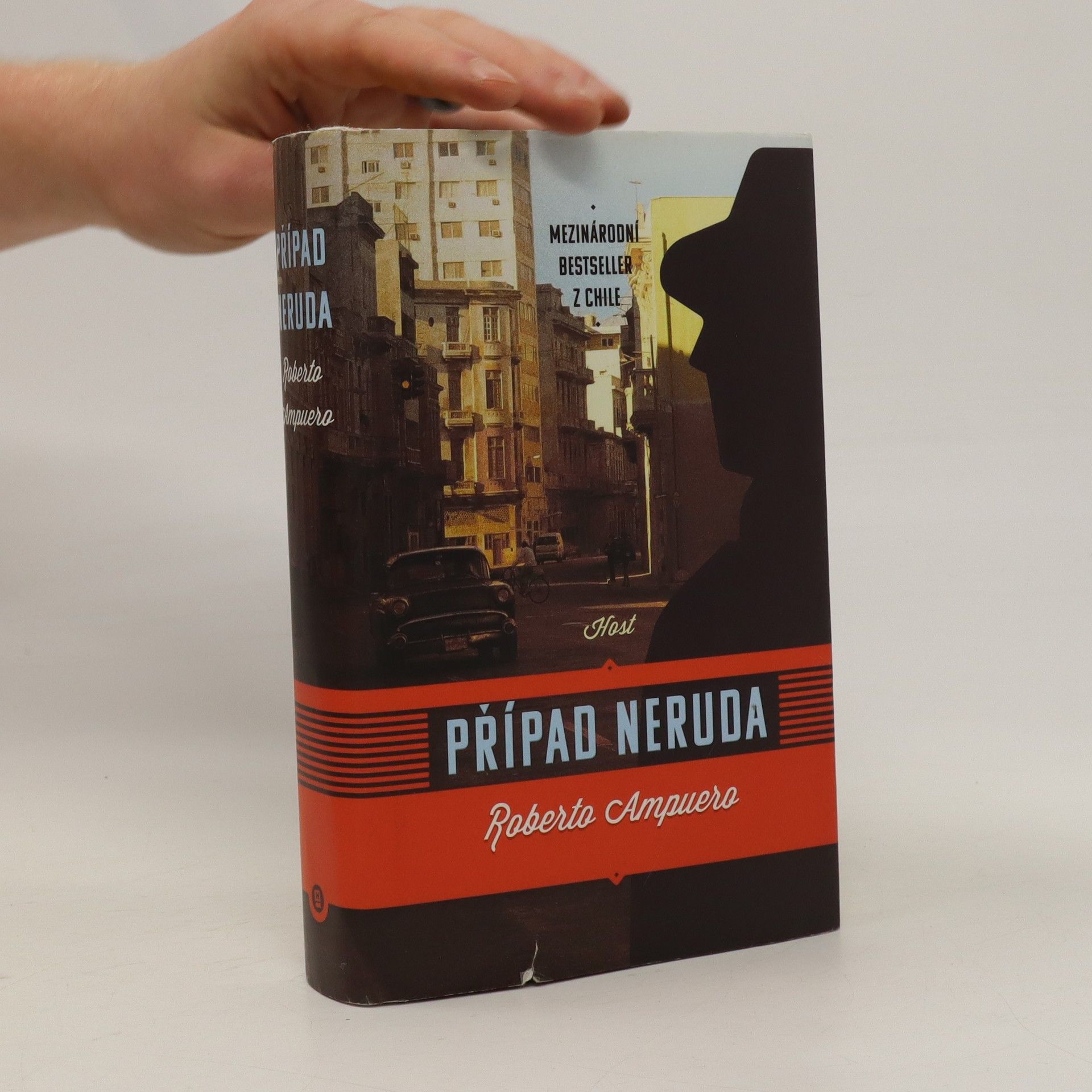 Roberto Ampuero espinoza Případ Neruda
