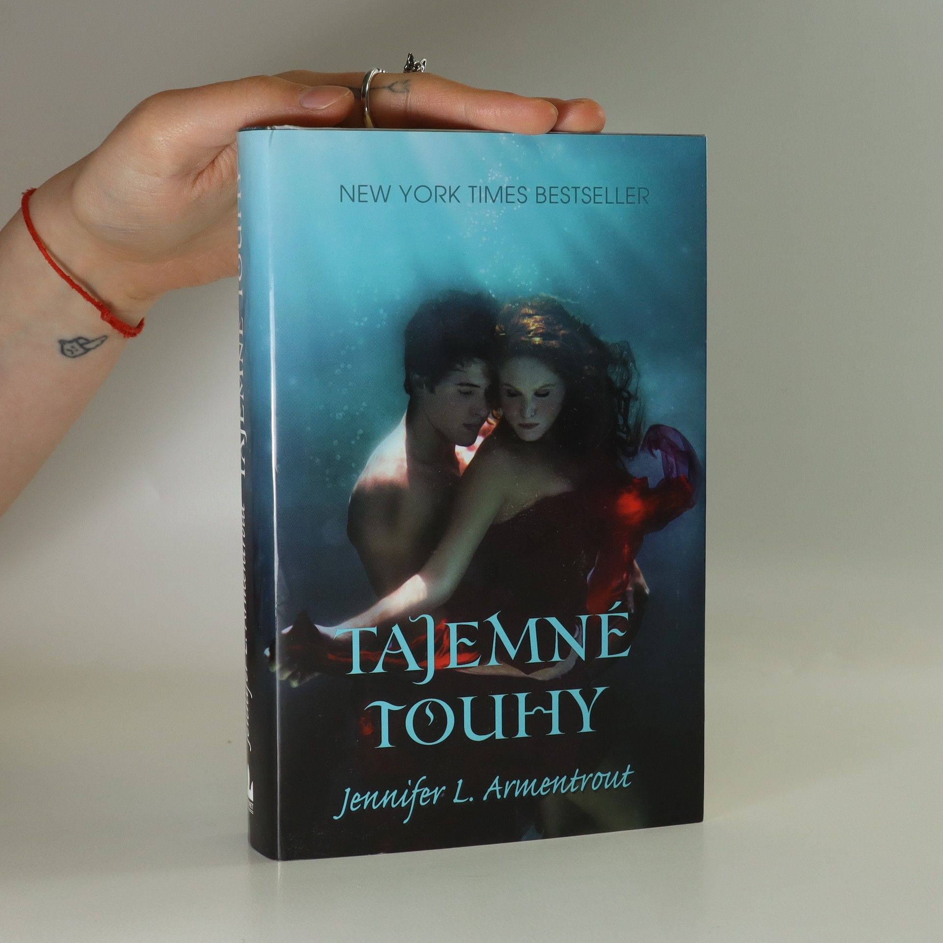Jennifer Armentrout Tajemné touhy. Wicked. Díl 1.