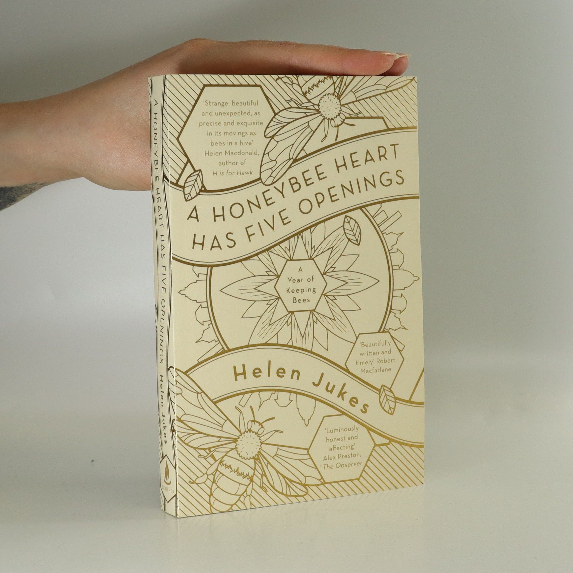 Helen Jukes A honeybee heart has five openings