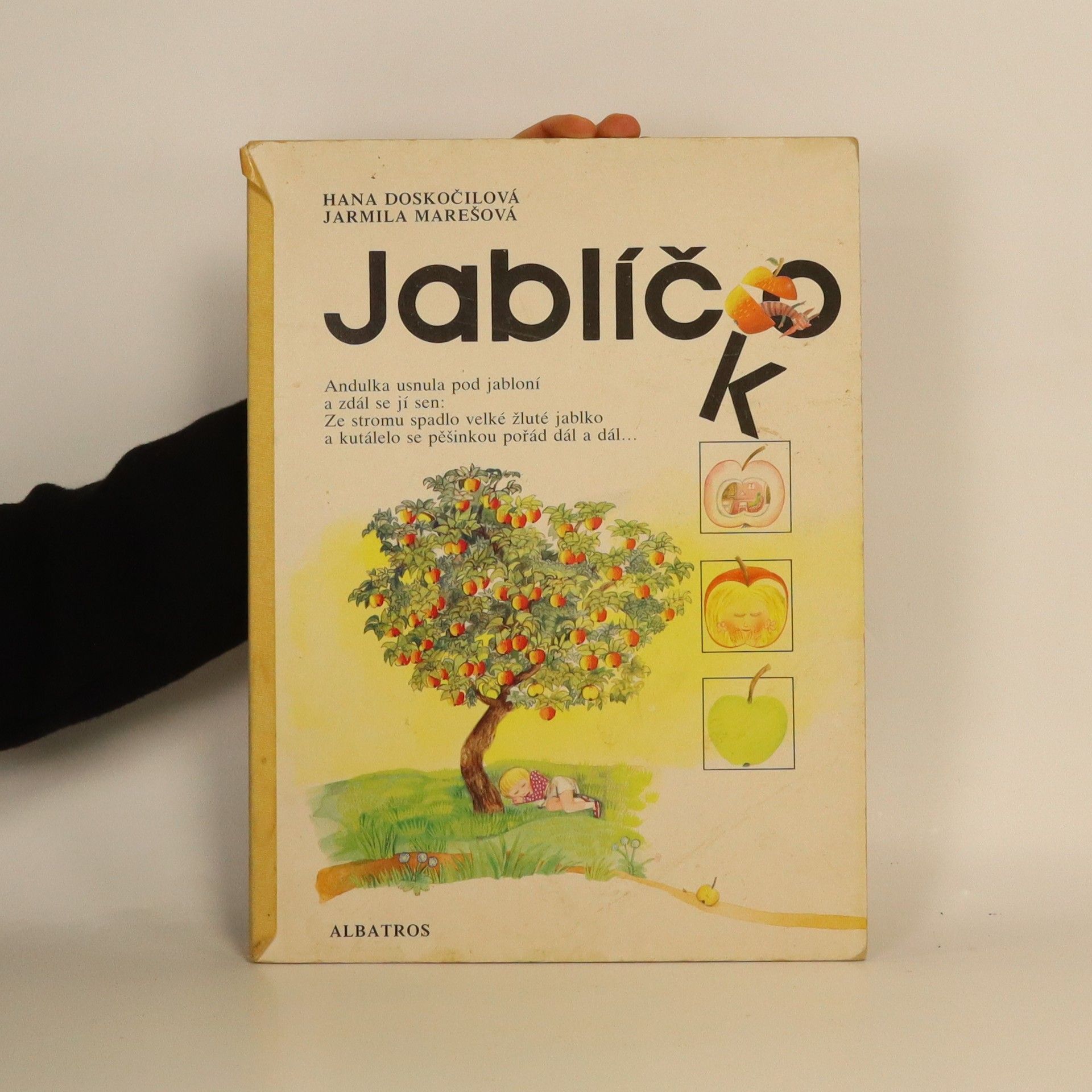 Hana Doskočilová Jablíčko