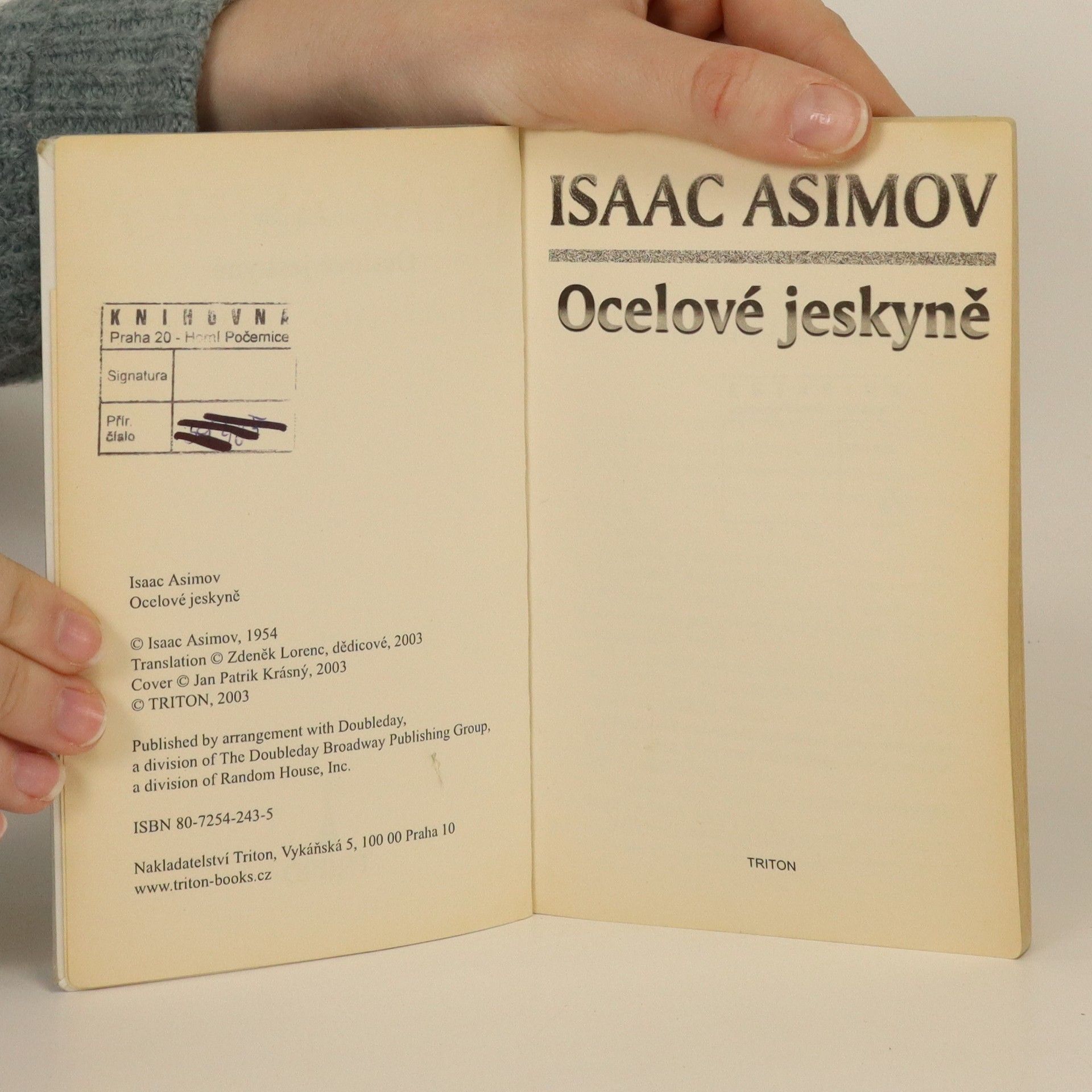 Isaac Asimov Ocelové jeskyně
