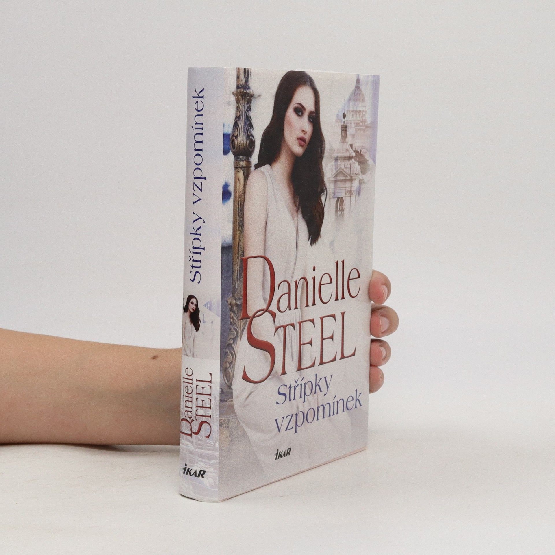 Danielle Steel Střípky vzpomínek