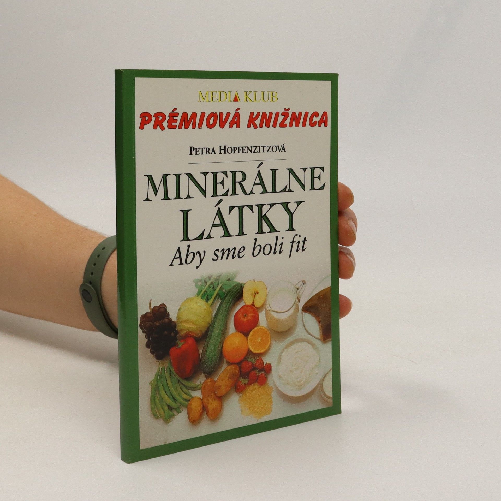 Petra Hopfenzitz Minerálne látky