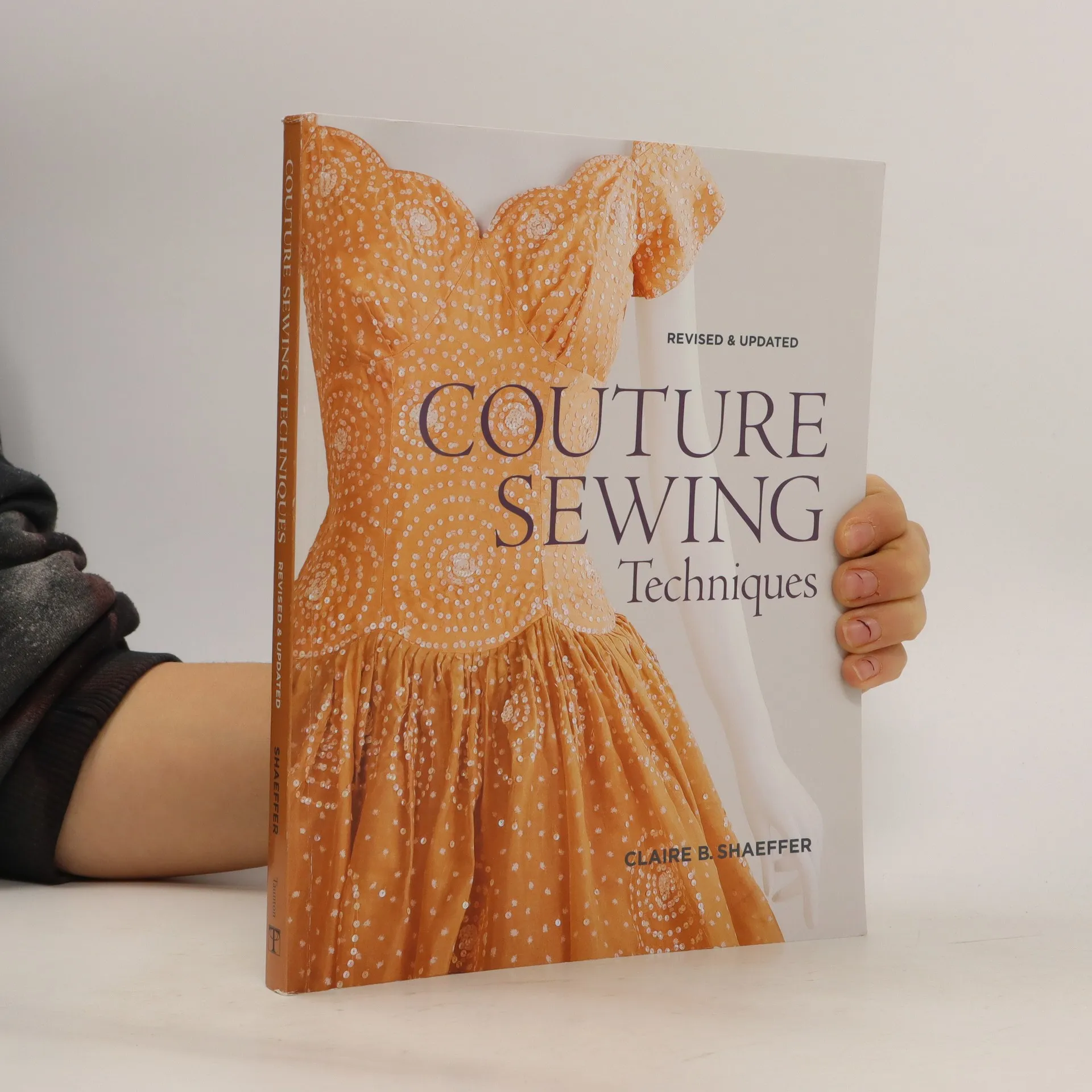 Couture Sewing Techniques, Revised and Updated - Review