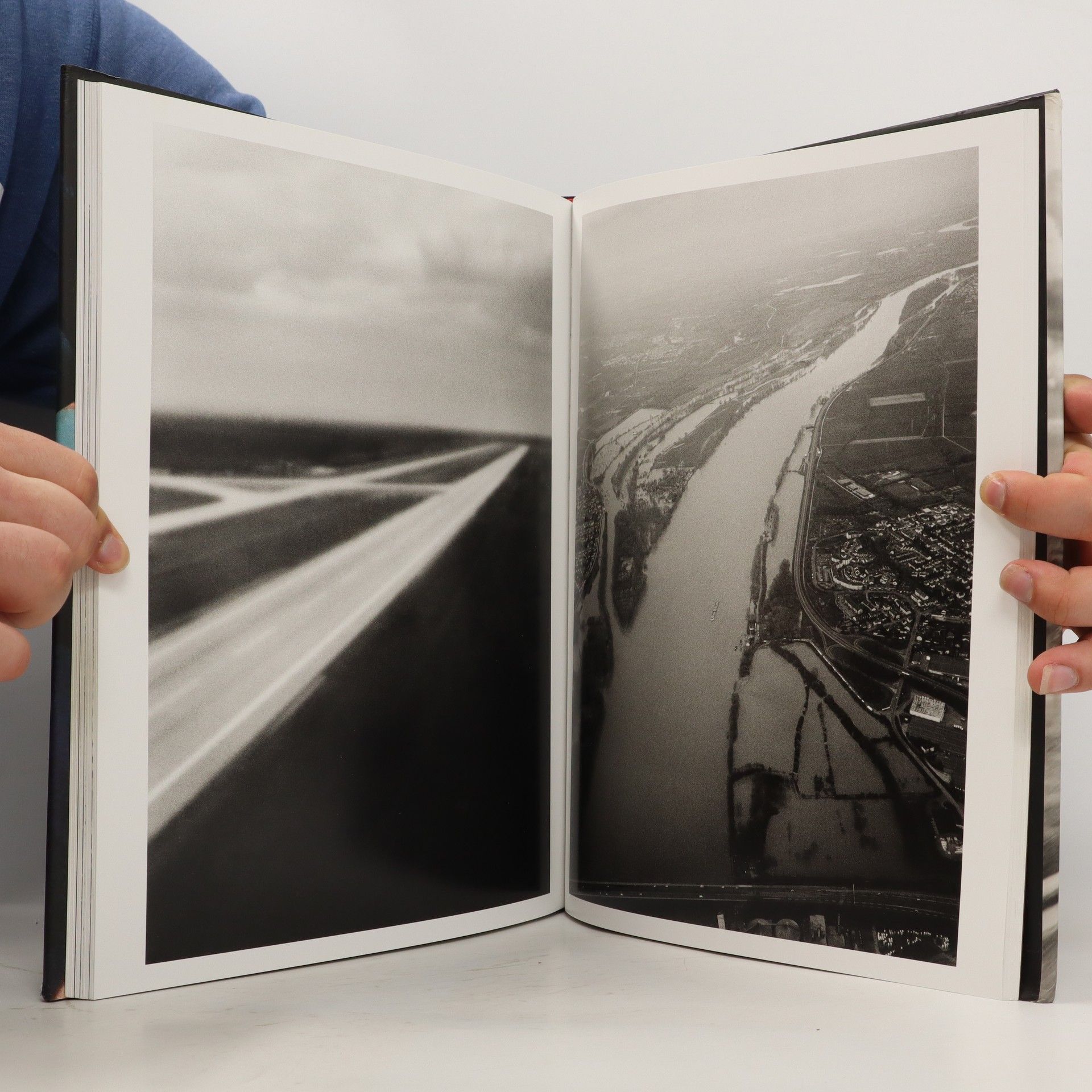Helmut Newton Sex and landscapes