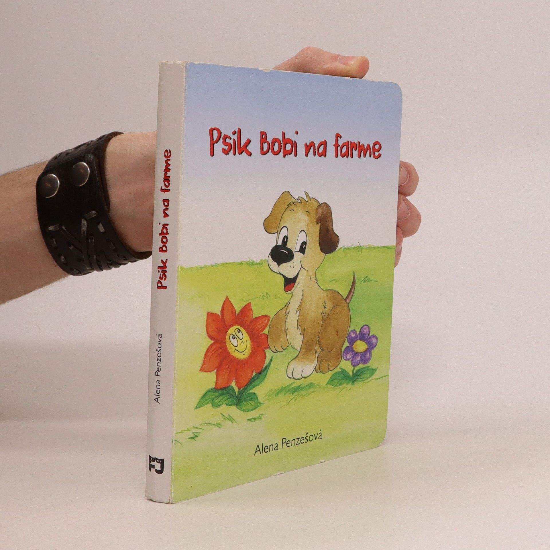 Alena Penzešová Psík Bobi na farme