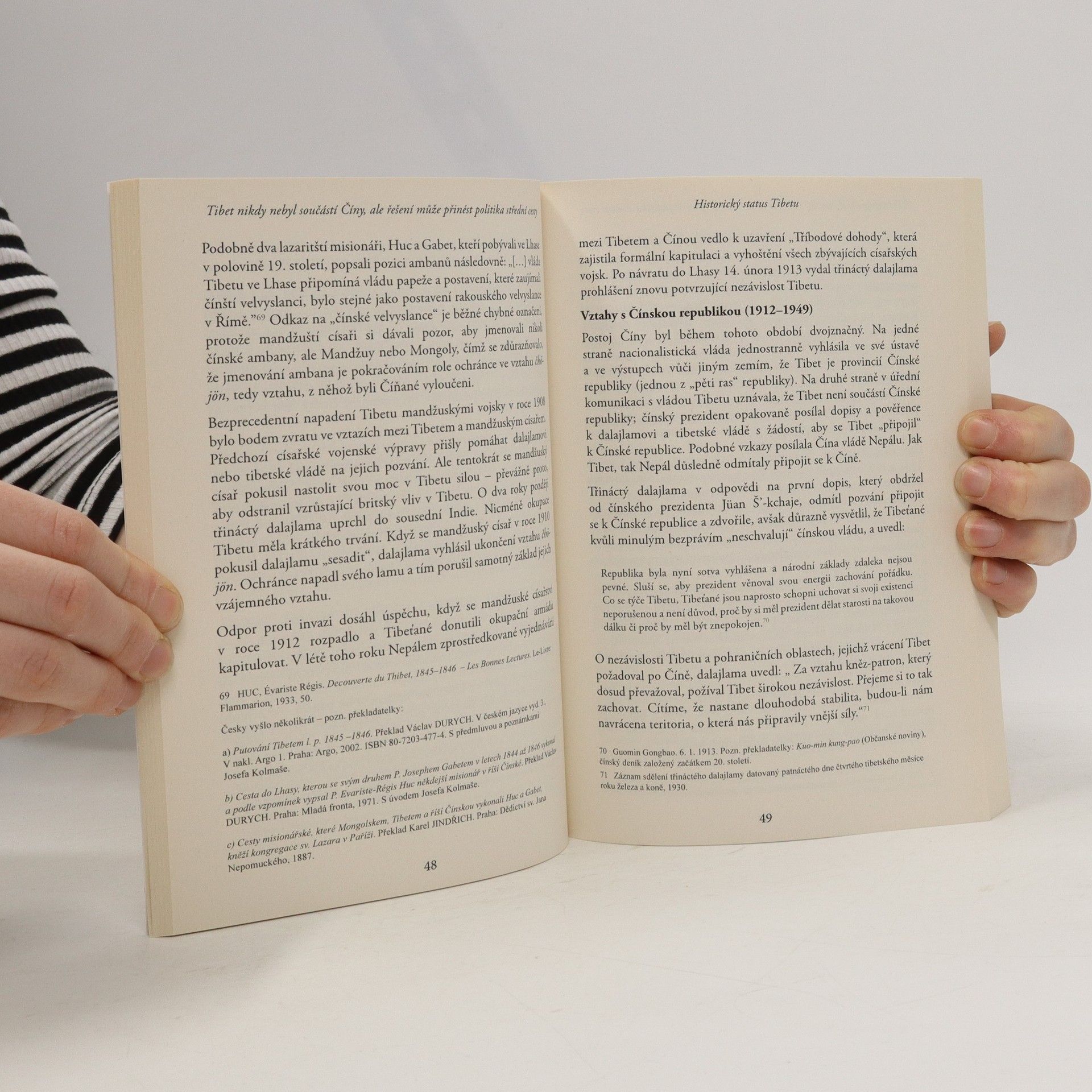 Various authors Tibet nikdy nebyl součástí Číny ale řešení může přinést politika střední cesty