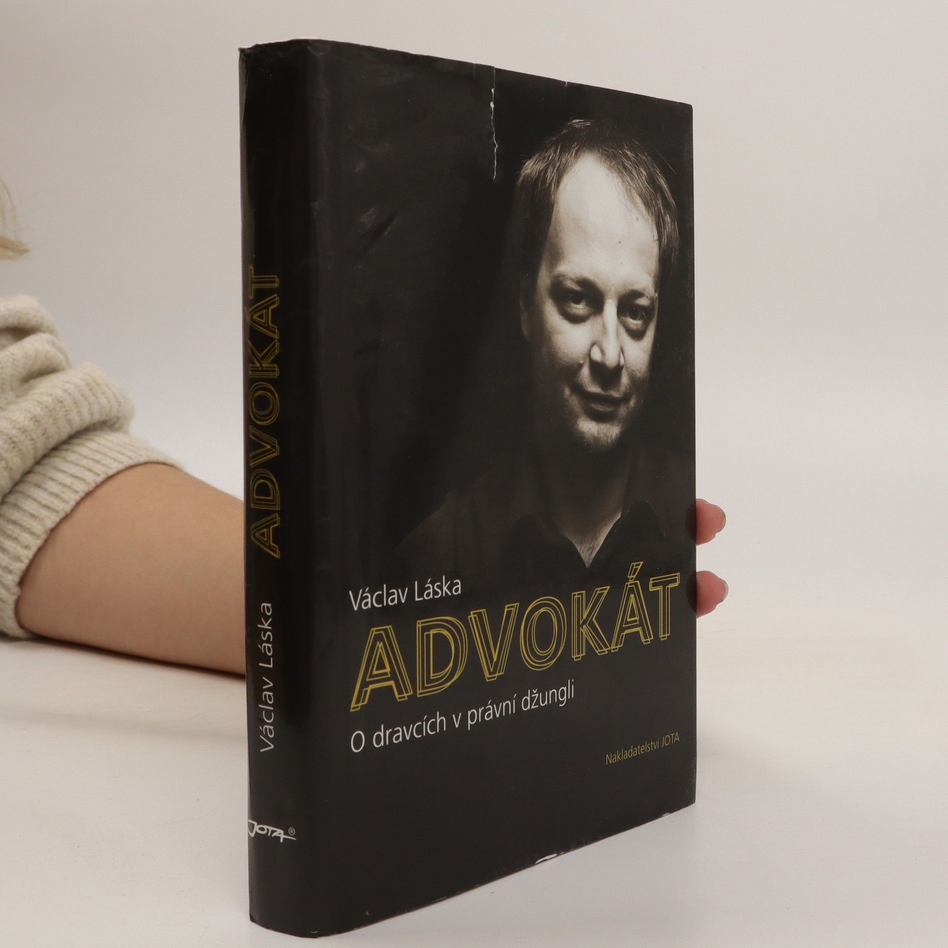 Václav Láska Advokát - O dravcích v právní džungli