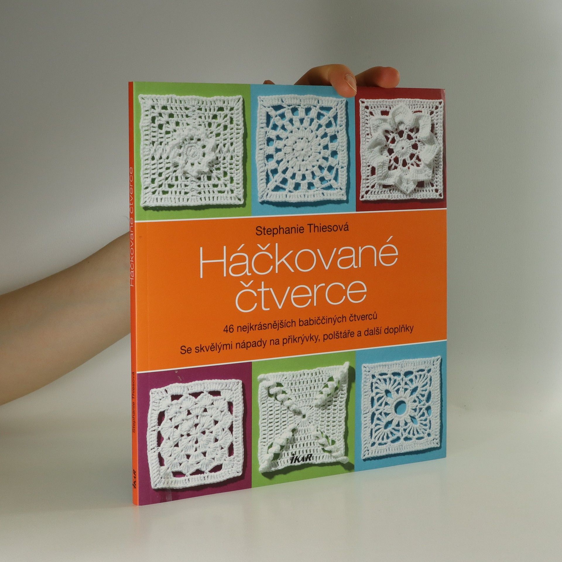 Stephanie Thies Háčkované čtverce
