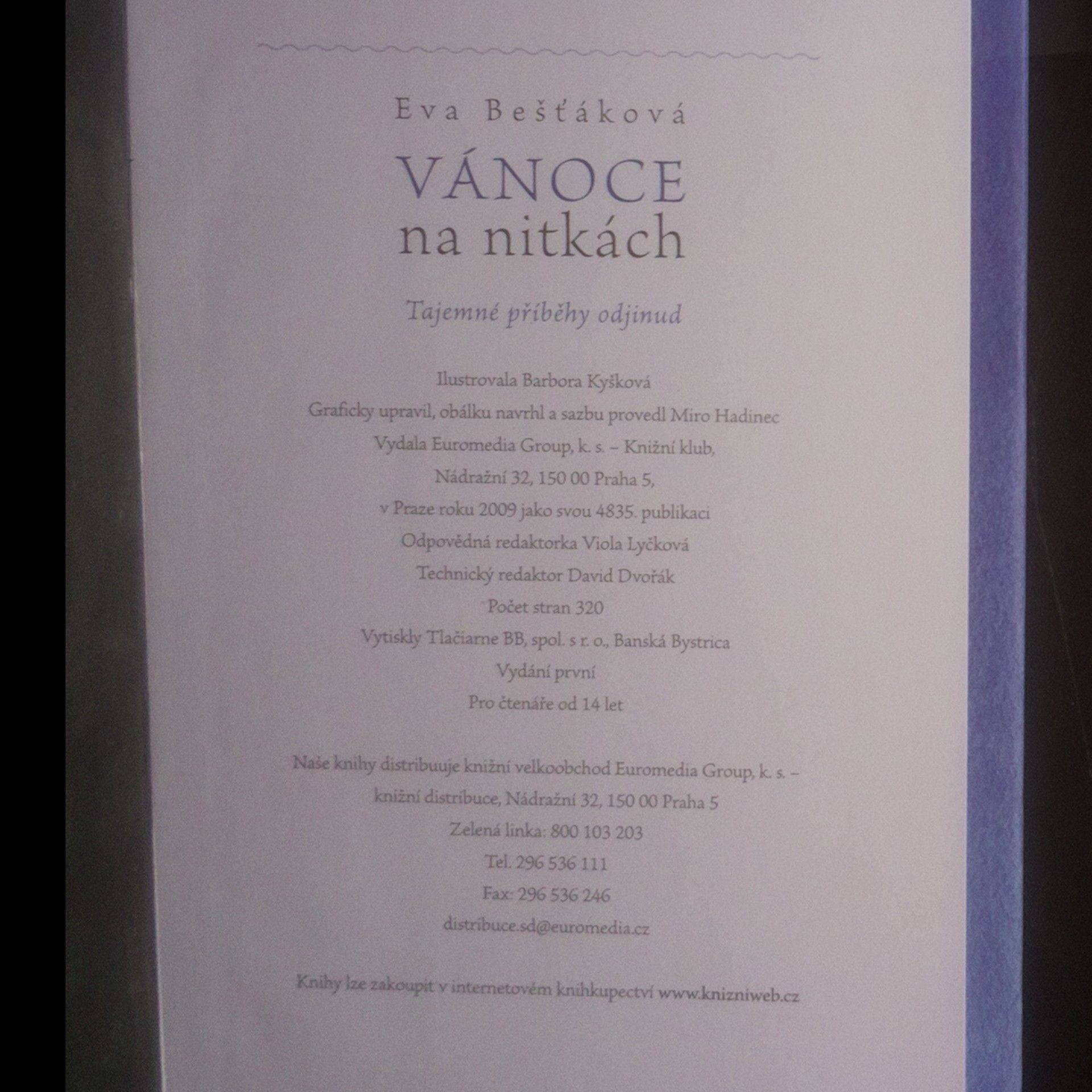 Eva Bešťáková Vánoce na nitkách