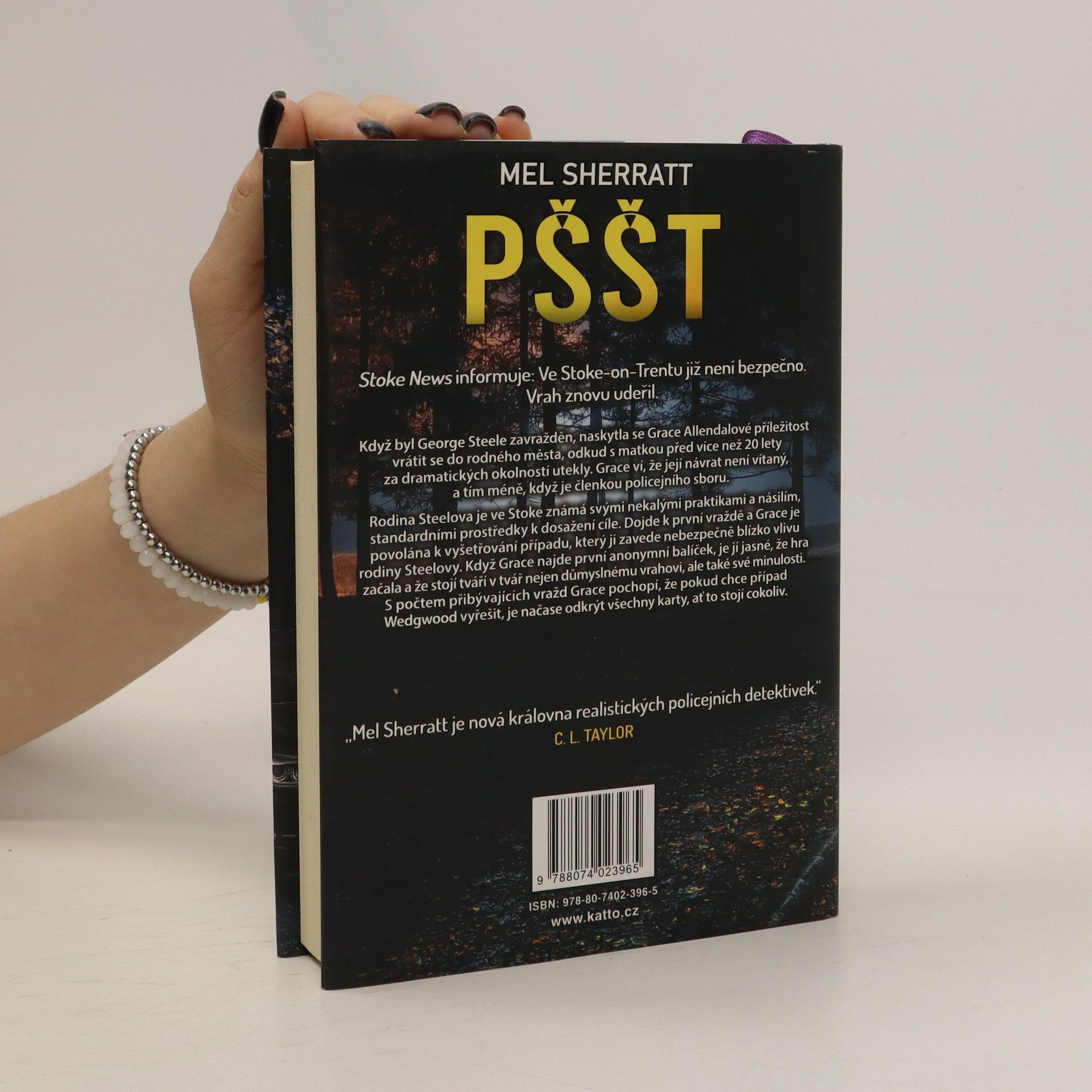 Mel Sherratt Pššt