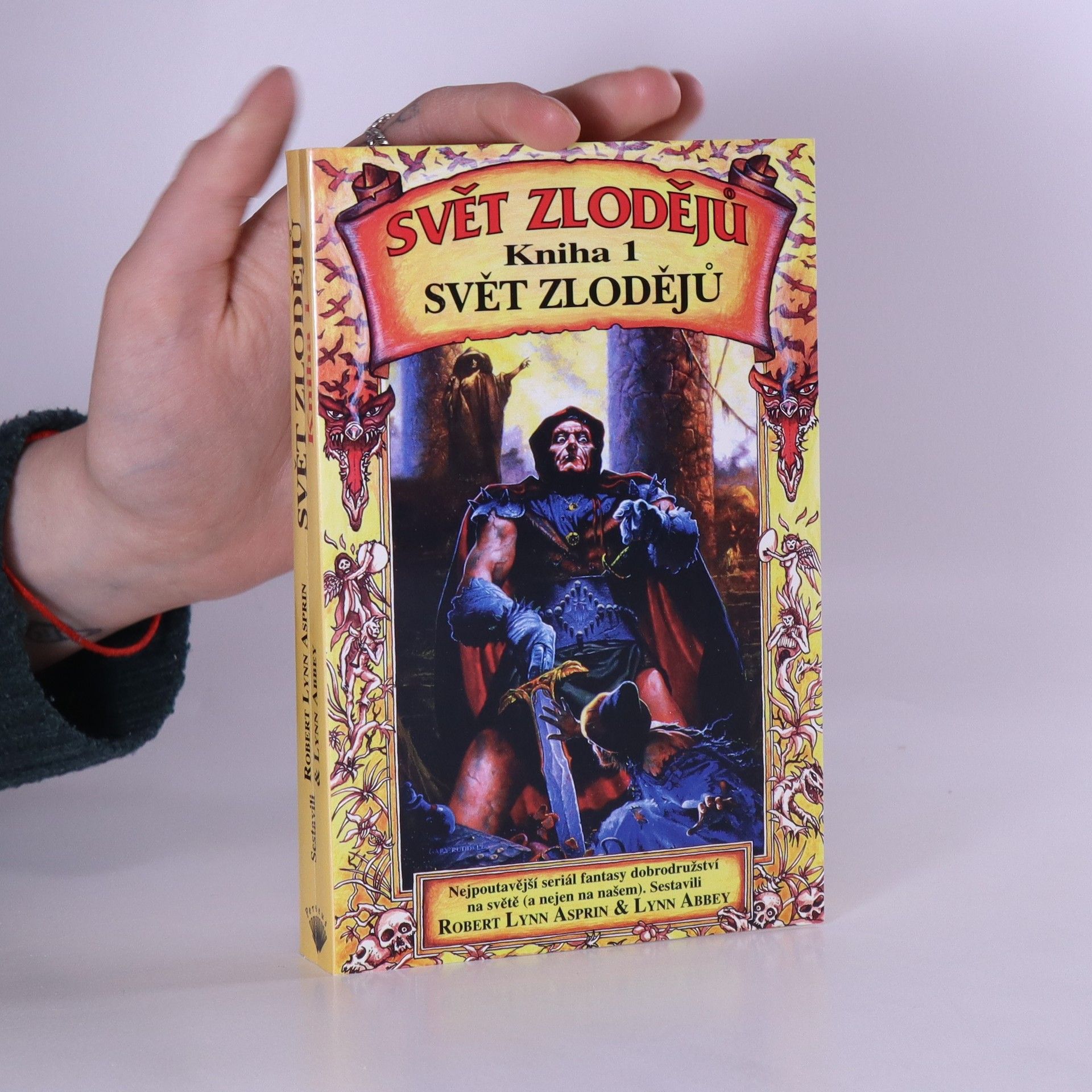 Robert Asprin Svět zlodějů. Kniha první, Svět zlodějů