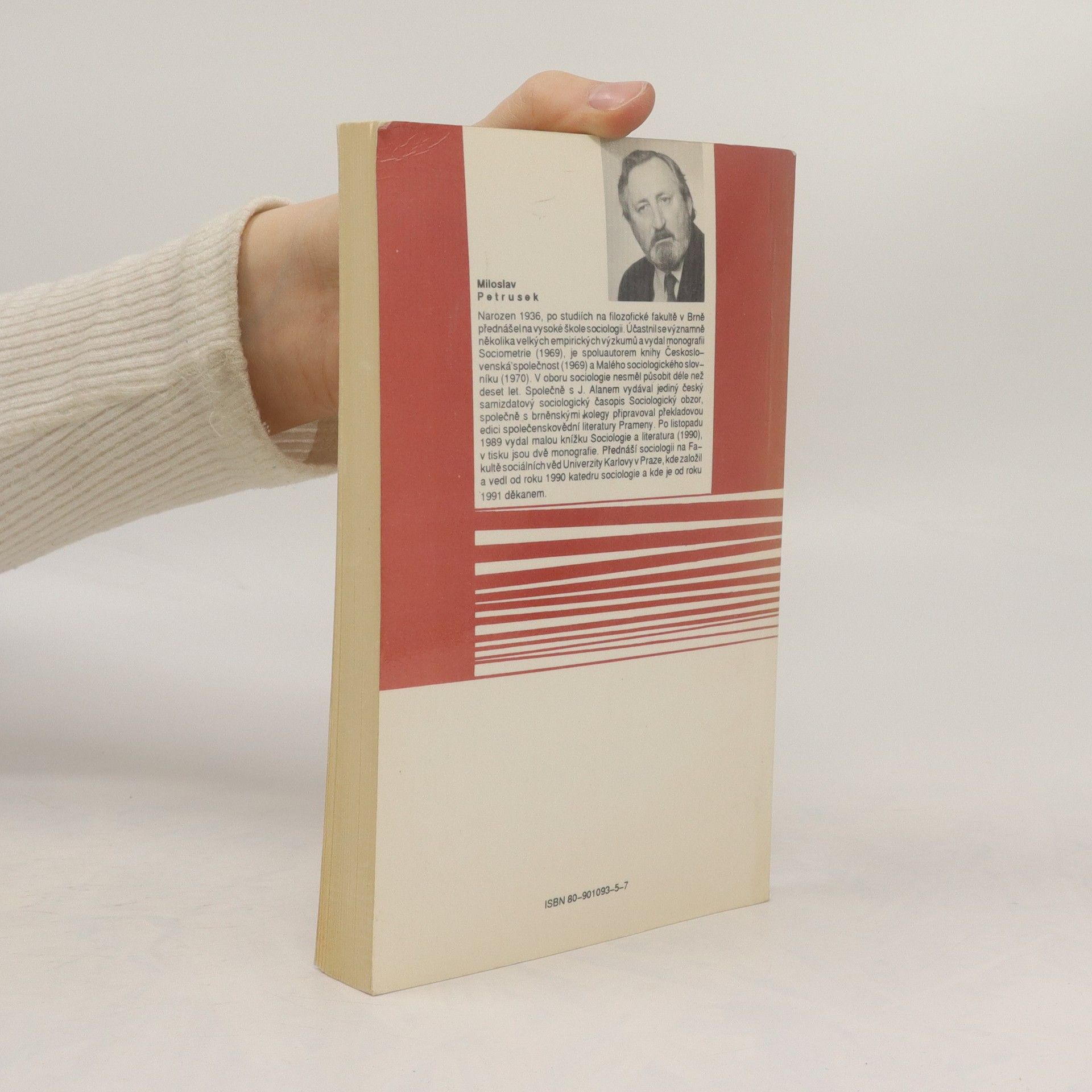 Miloslav Petrusek Alternativní sociologie : Úvahy o smyslu sociologie v nealternativní společnosti.