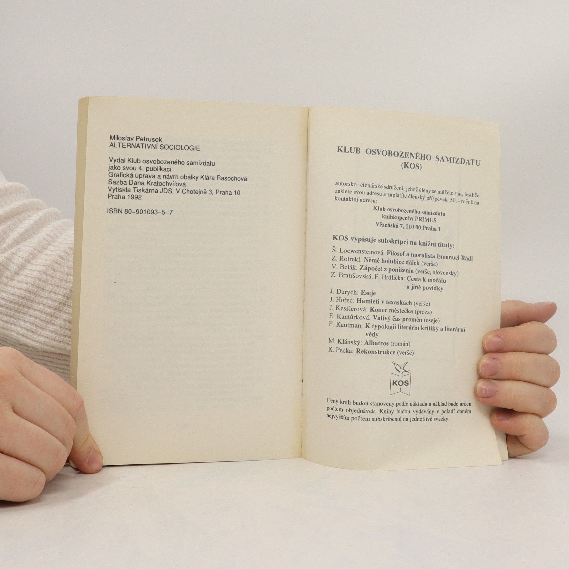 Miloslav Petrusek Alternativní sociologie : Úvahy o smyslu sociologie v nealternativní společnosti.