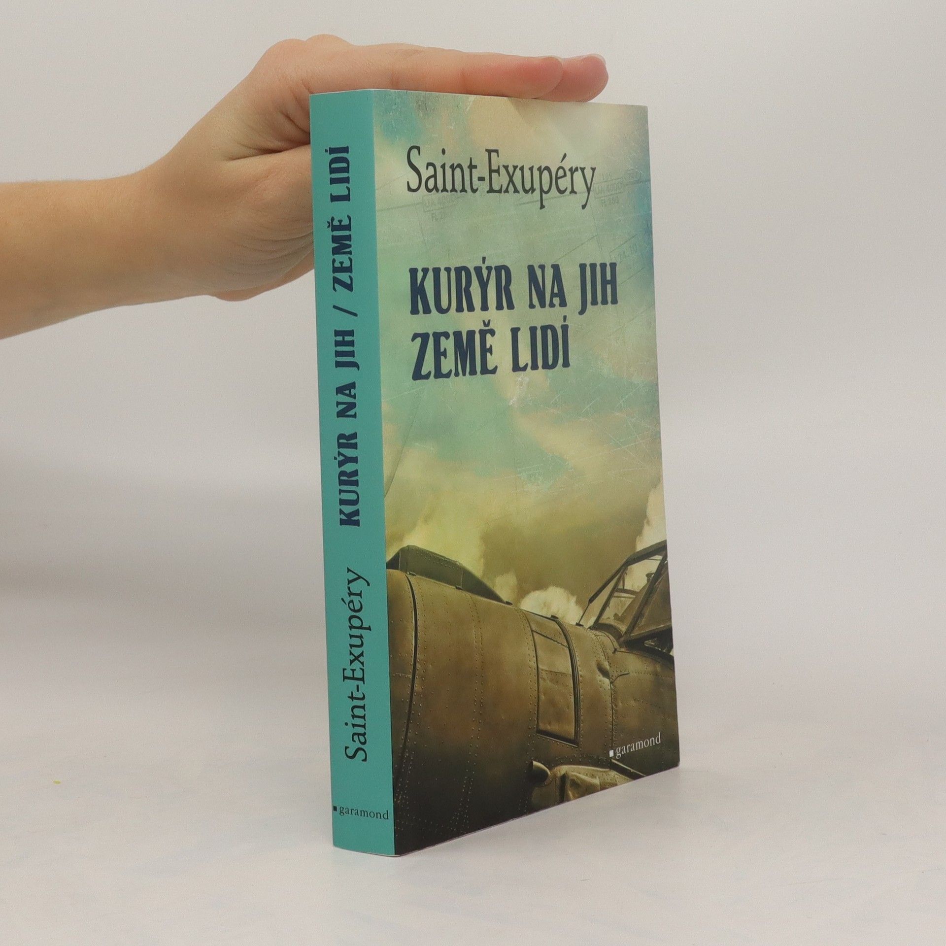 Antoine de Saint-Exupéry Kurýr na jih / Země lidí