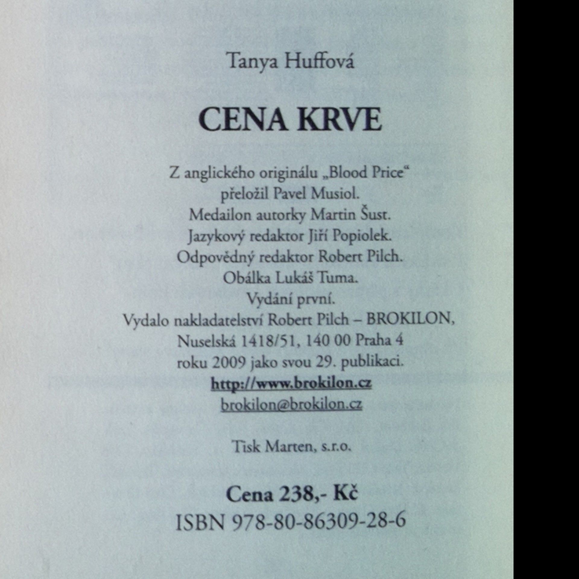 Tanya Sue Huff Krevní pouta. Kniha první, Cena krve