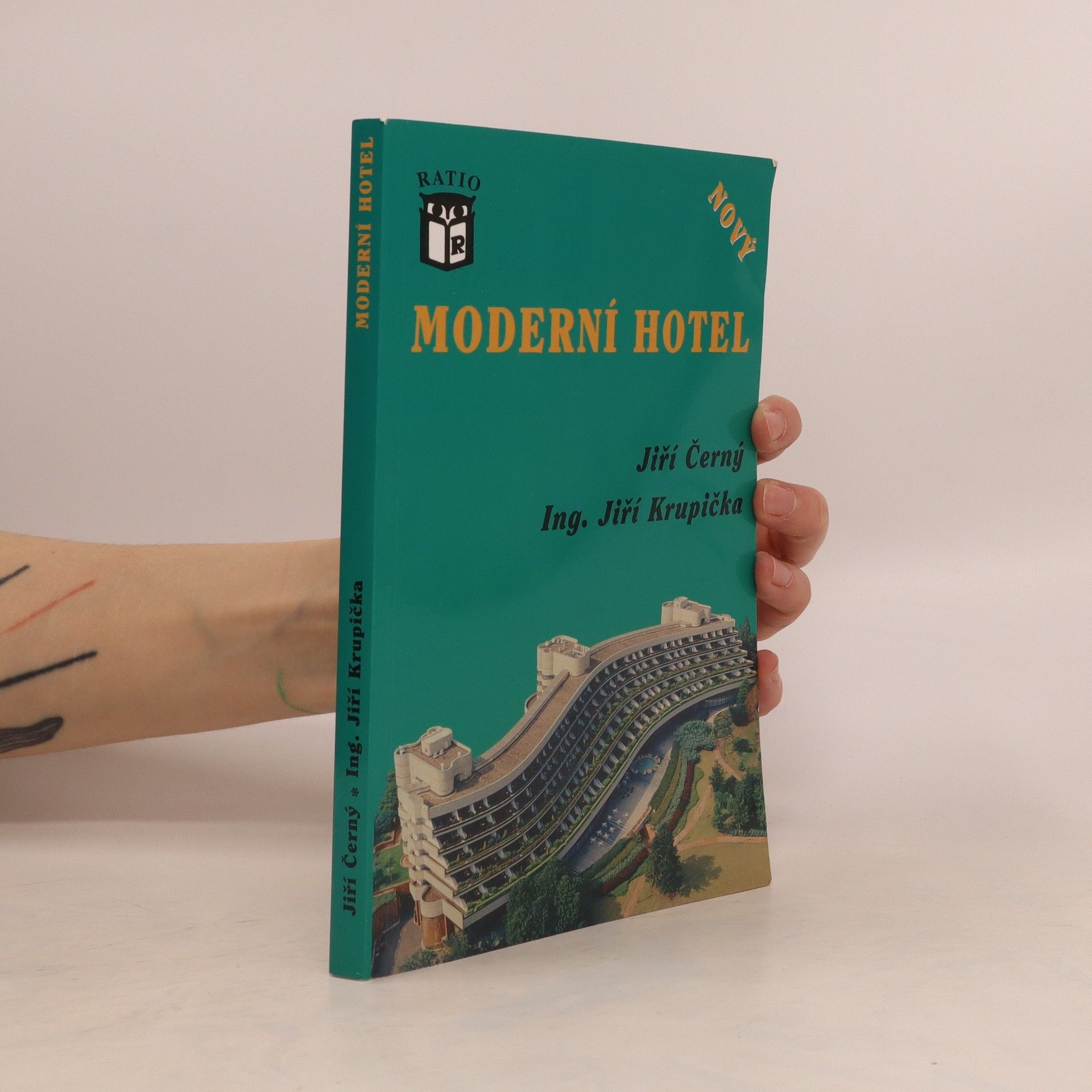 Jiří Krupička Moderní hotel