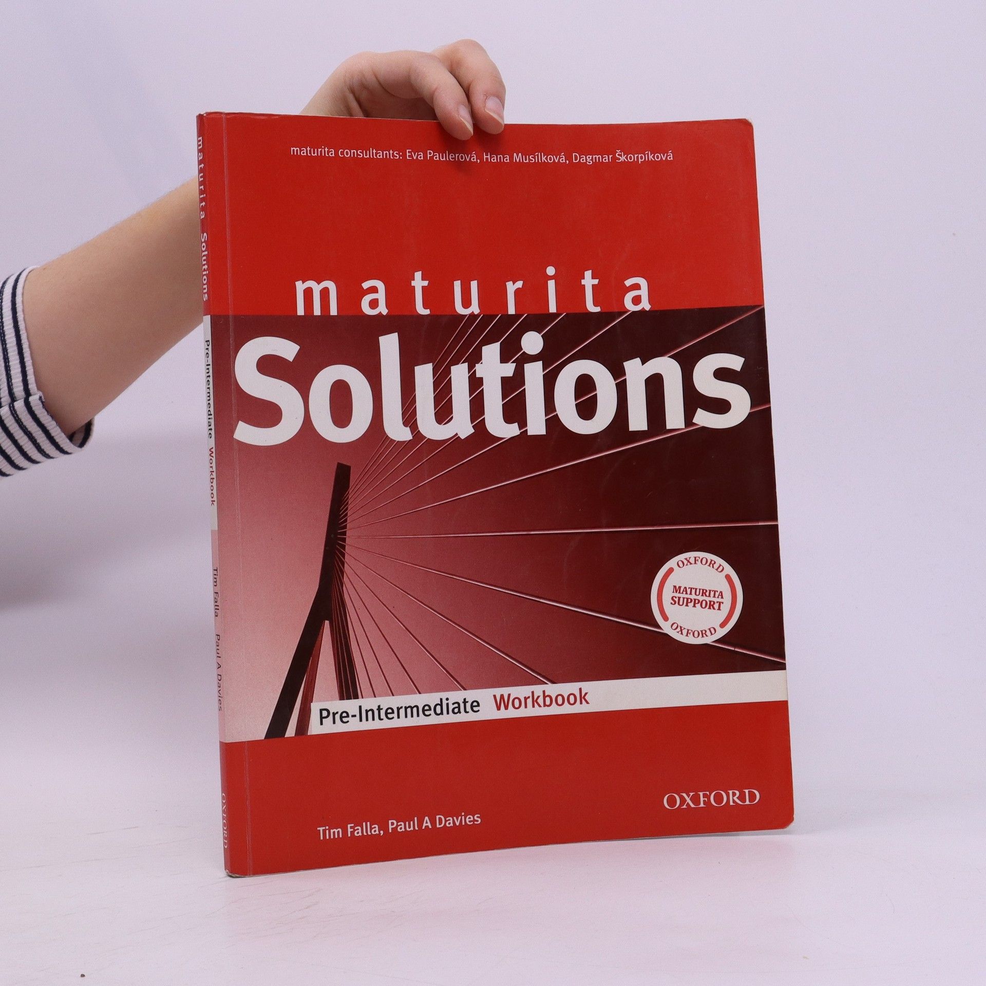 Tim Falla Maturita Solutions. Pre-Intermediate Workbook. Czech Edition