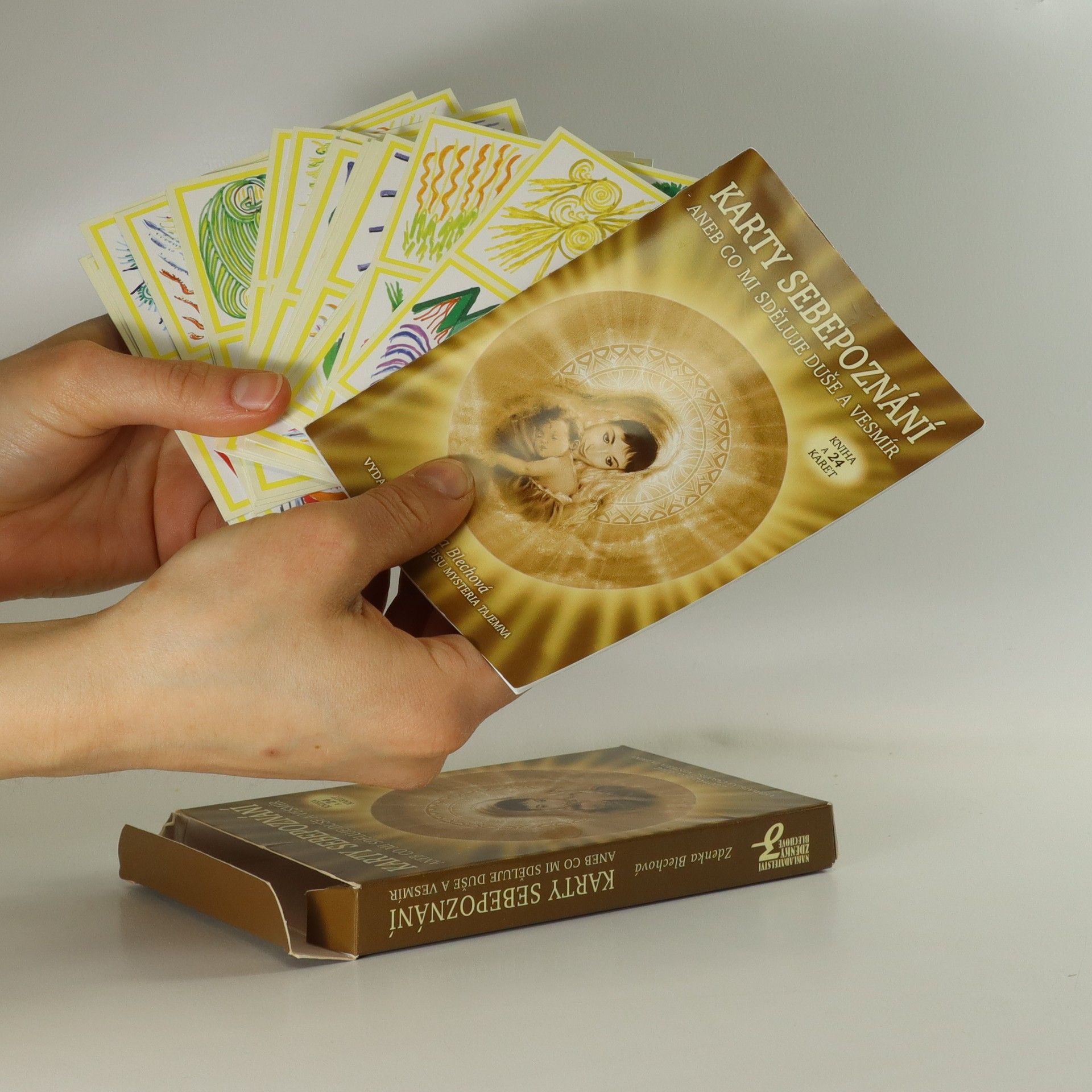 Zdenka Blechová Karty sebepoznání, aneb, Co mi sděluje duše a vesmír. (24 karet, kompletní)