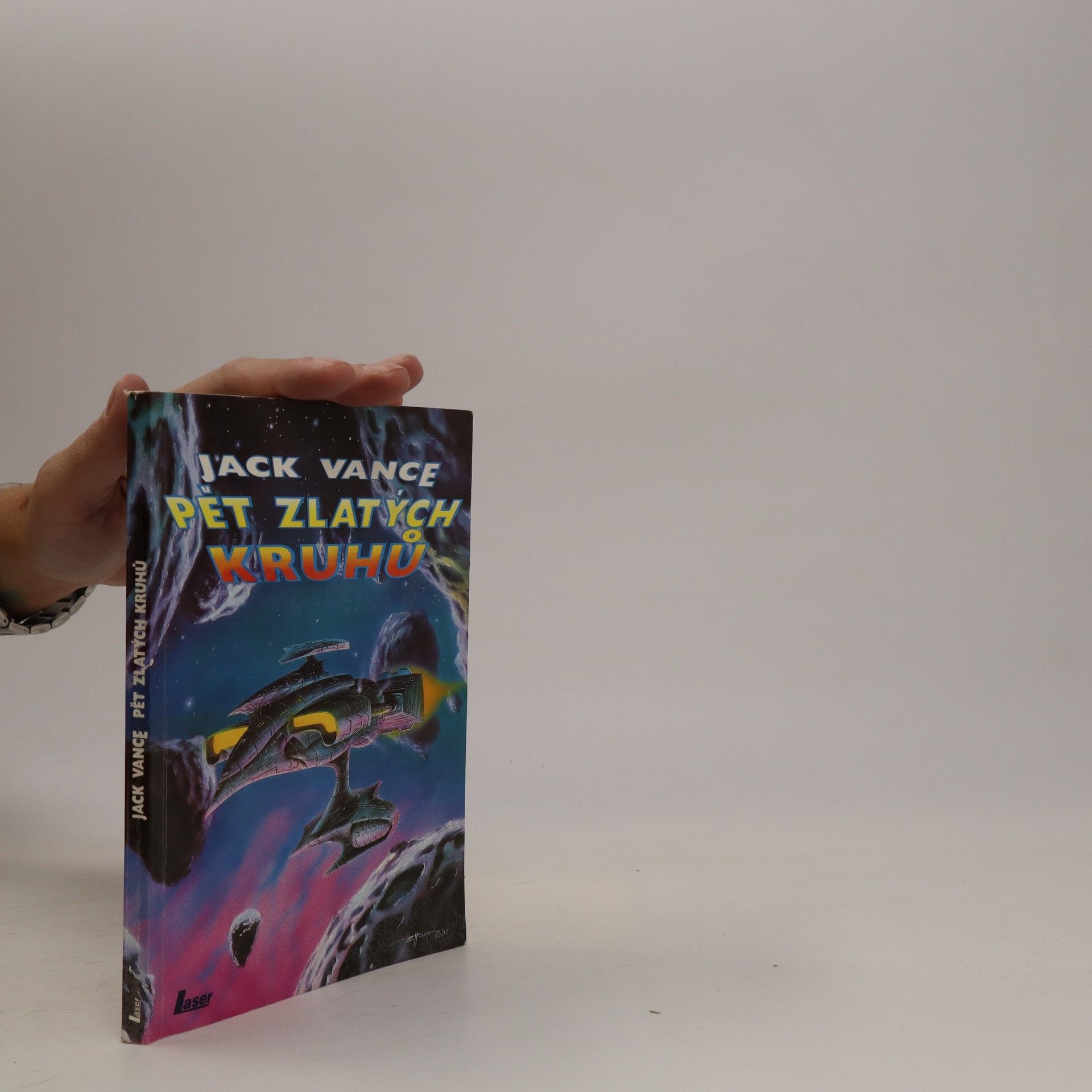 Jack Vance Pět zlatých kruhů