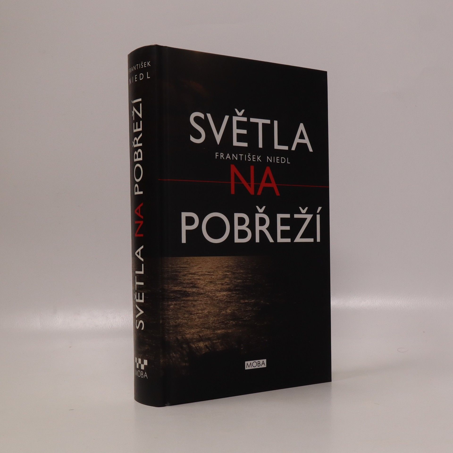 František Niedl Světla na pobřeží