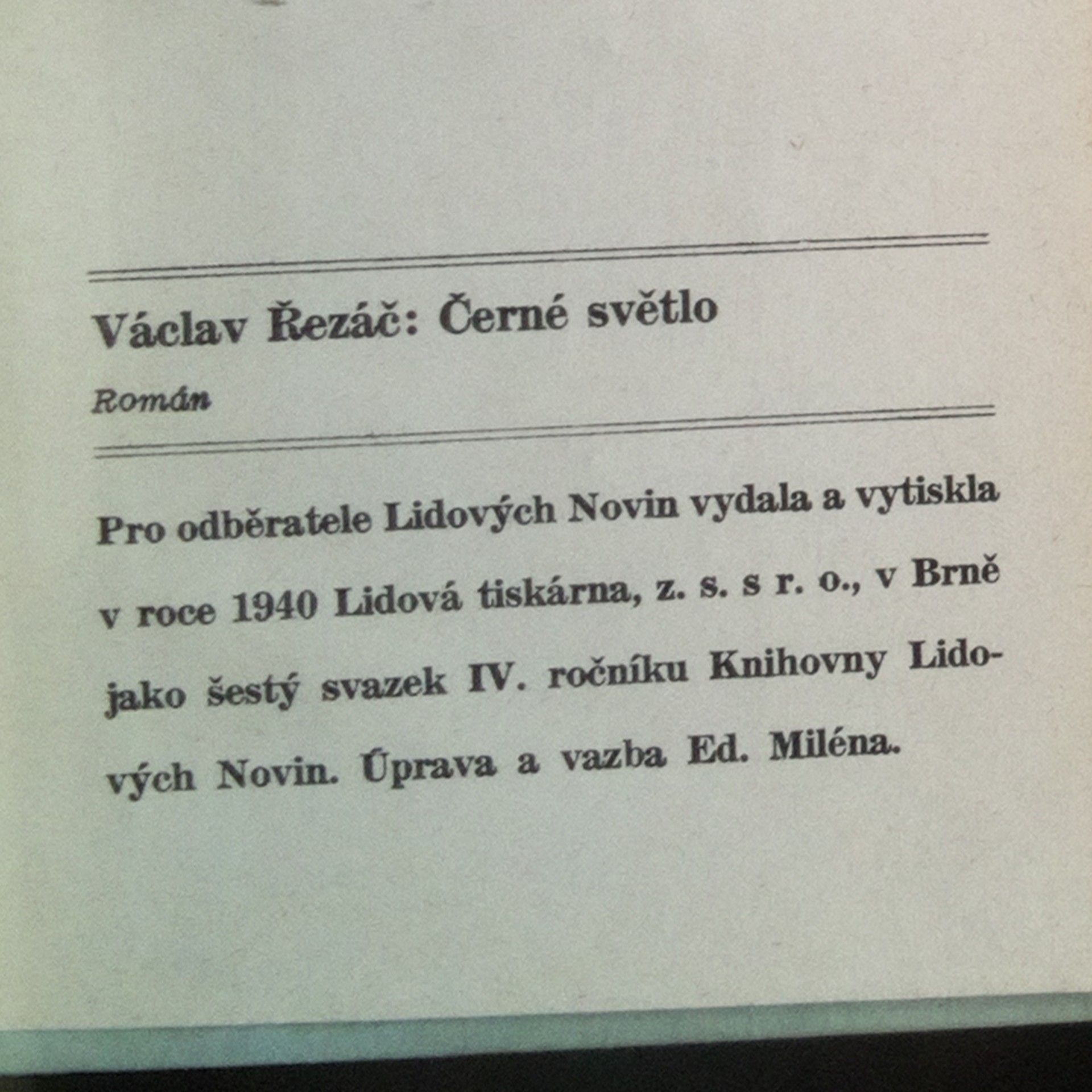 Václav Řezáč Černé světlo