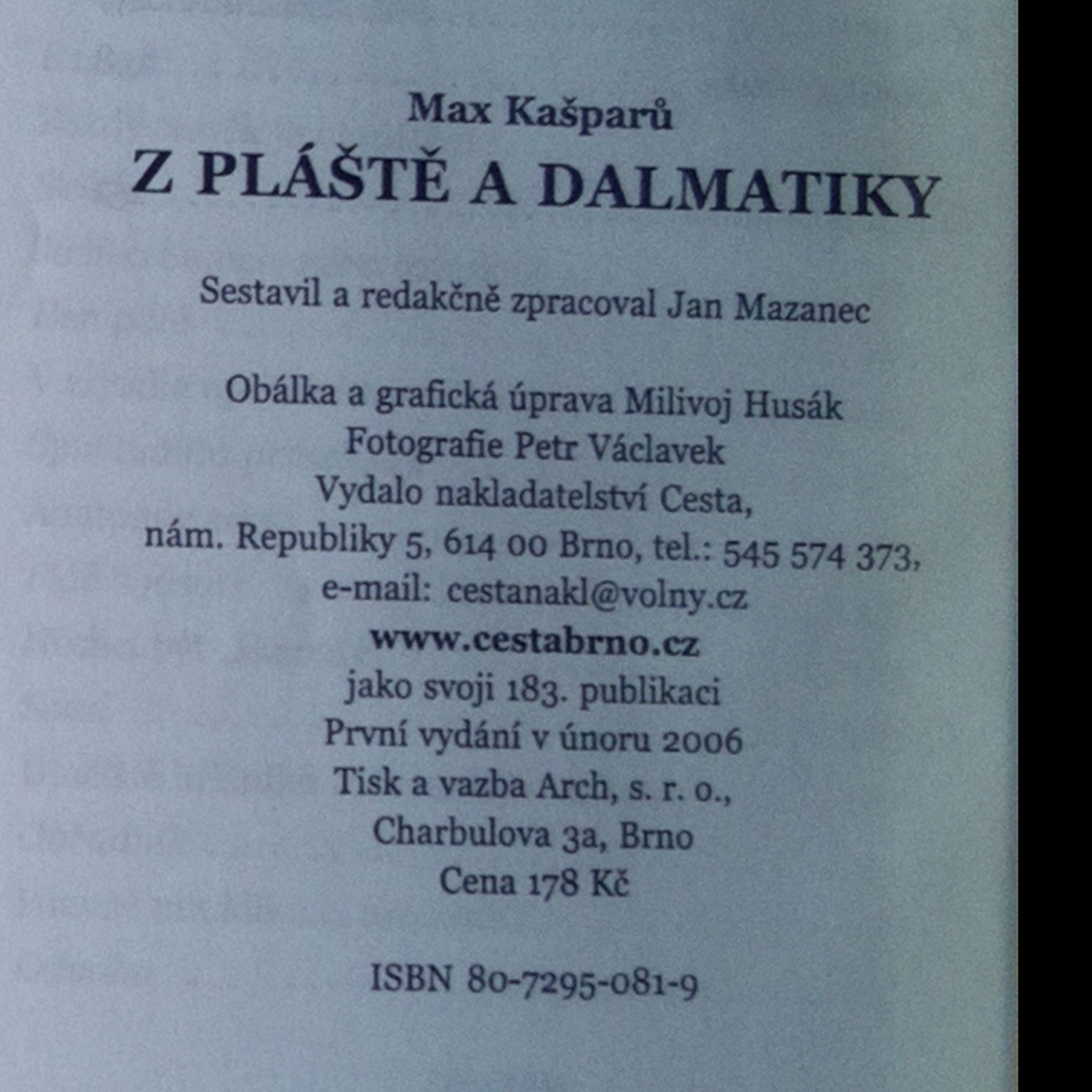 Jaroslav Max Kašparů Z pláště a dalmatiky