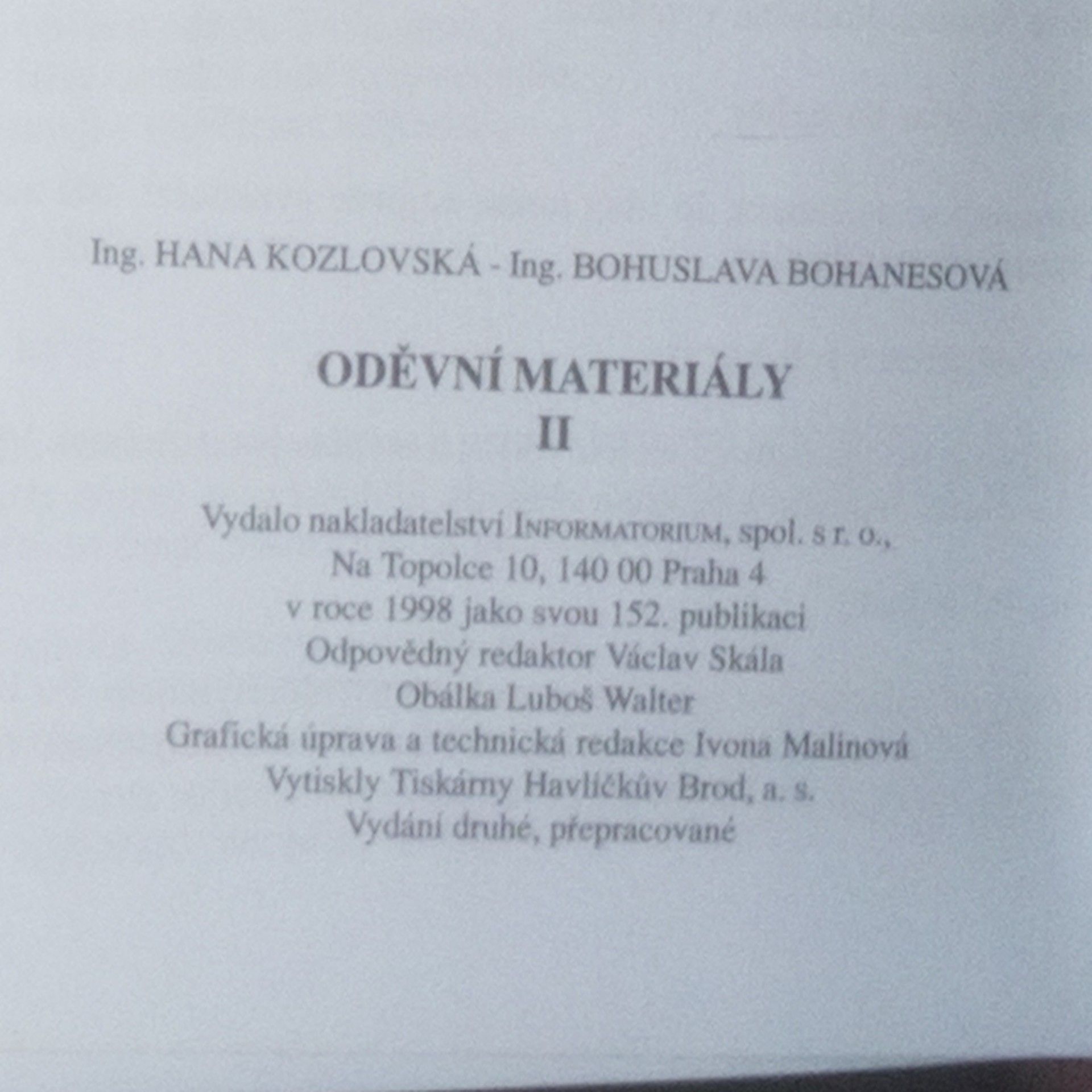 Hana Kozlovská Oděvní materiály I