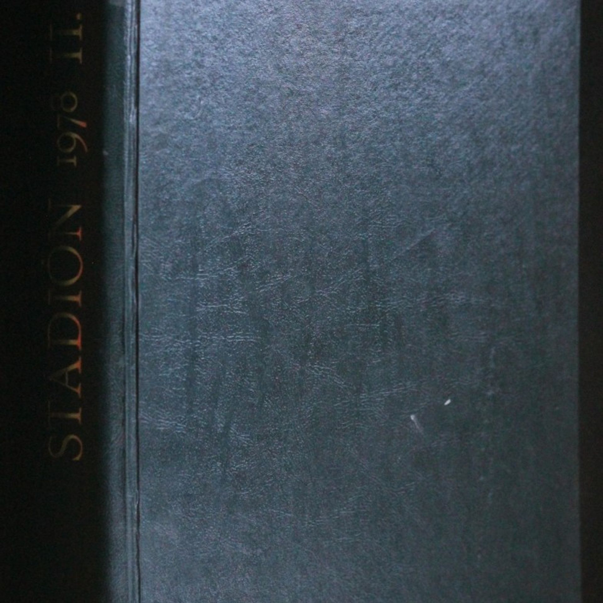 Collectif d'auteurs Stadión r. 26. č. 27.-52.