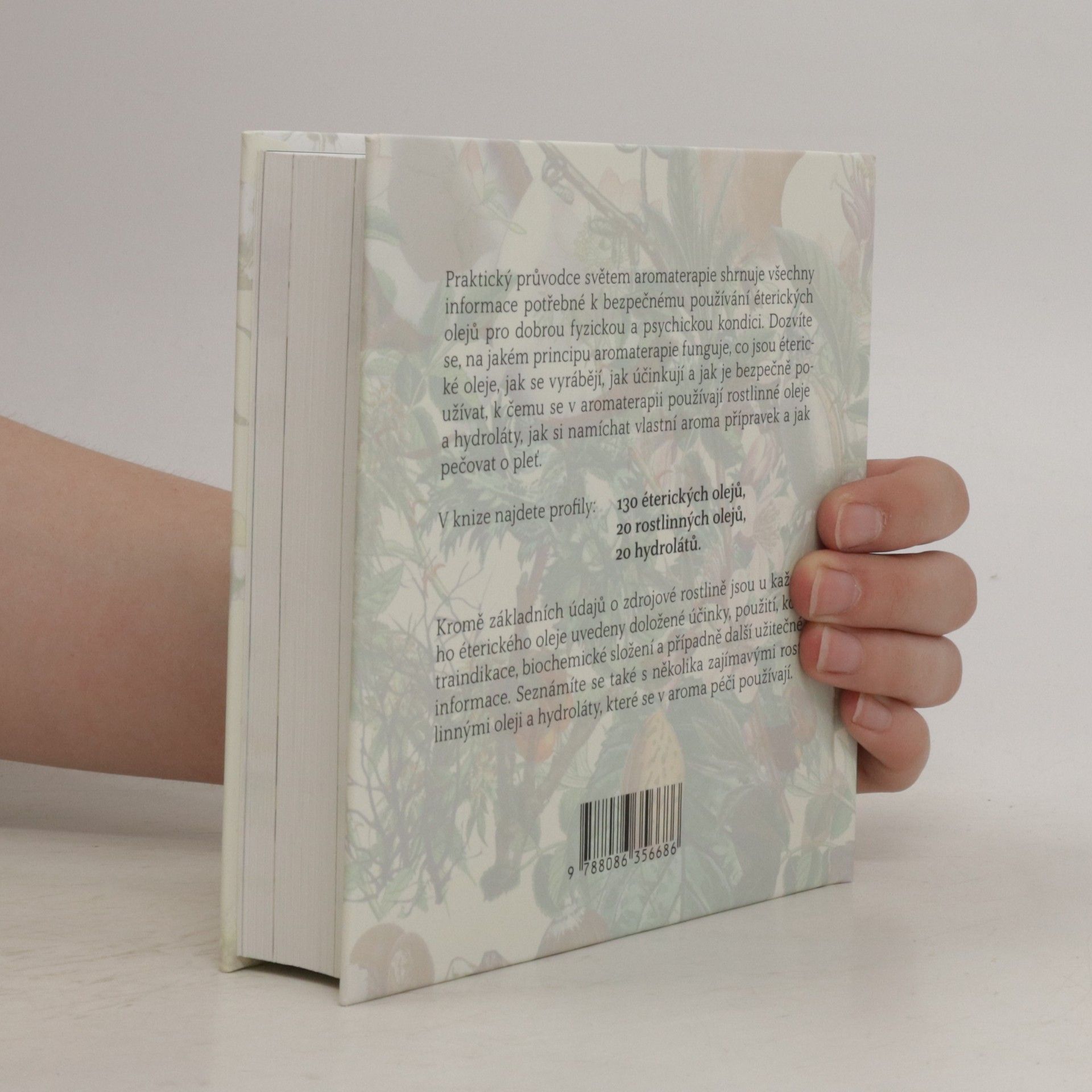 Marie-Noe͏̈lle Roubaud Aromaterapie do kapsy 2
