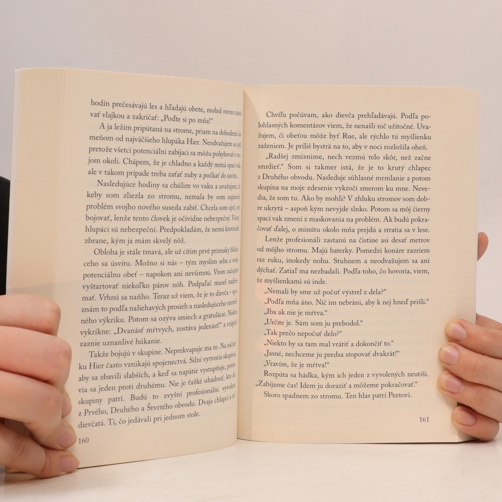 Suzanne Collins Hry o život
