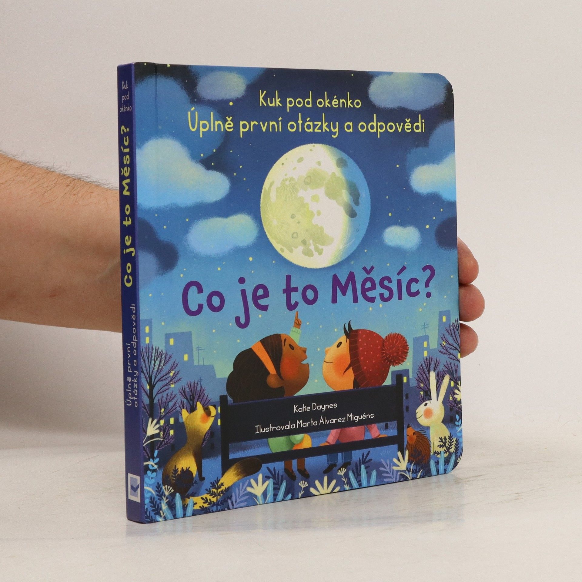 Katie Daynes Co je to Měsíc?
