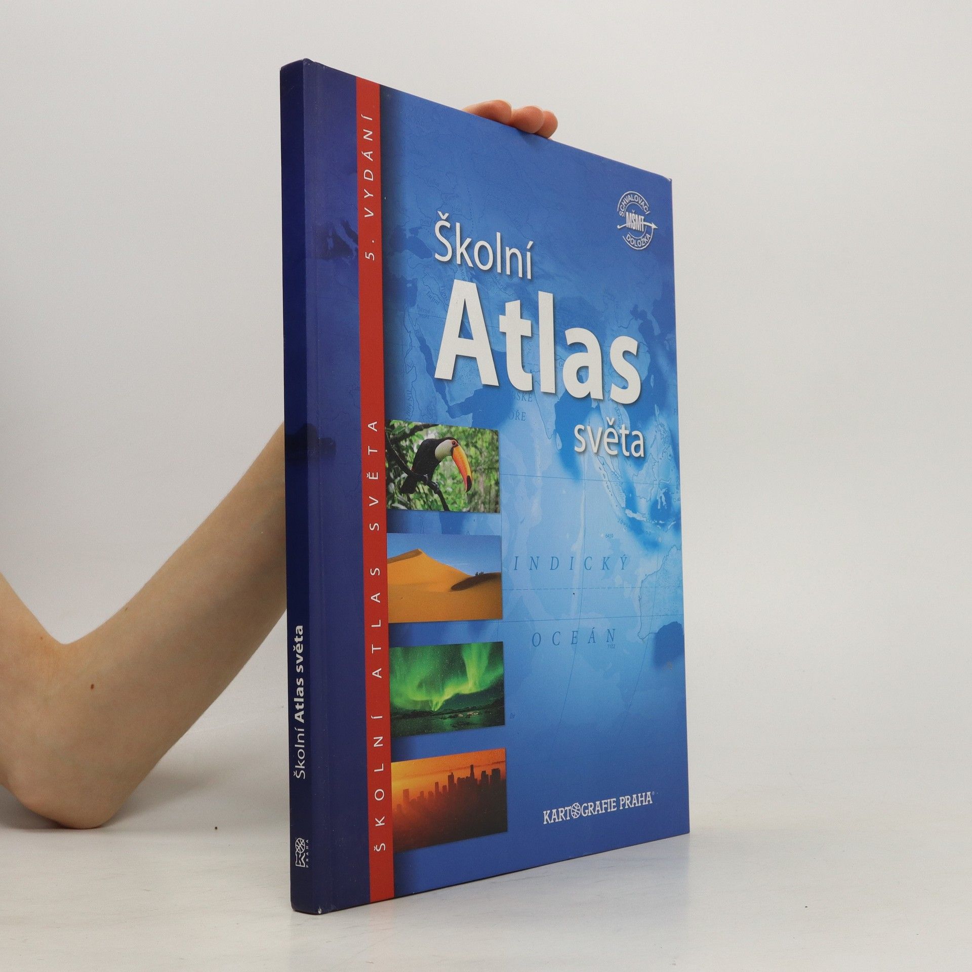 Kolektív autorov Školní atlas světa