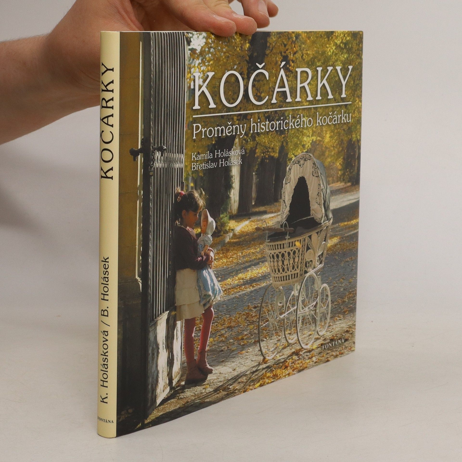 Kamila Holásková Kočárky - Proměny historického kočárku
