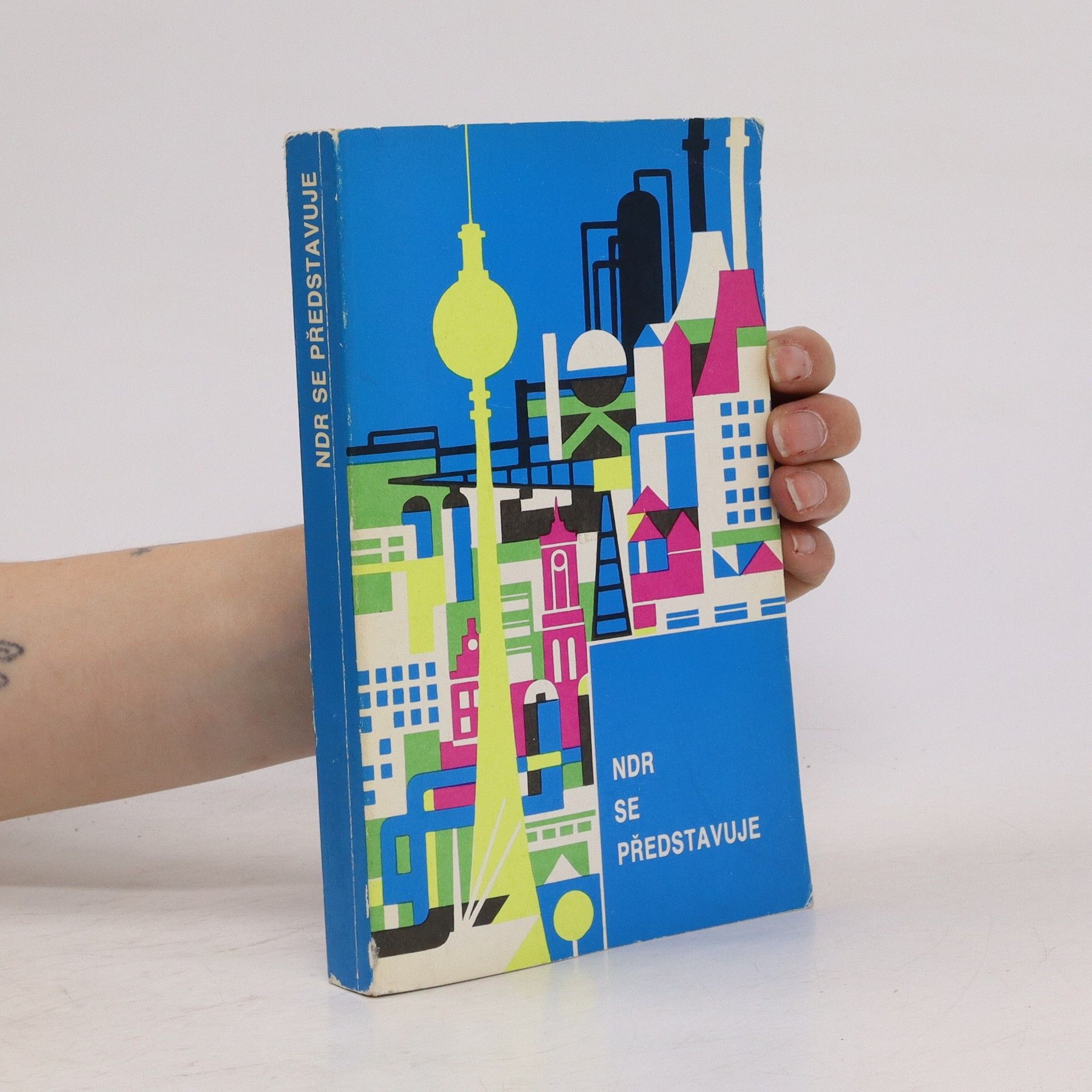 Kolektív autorov NDR se představuje