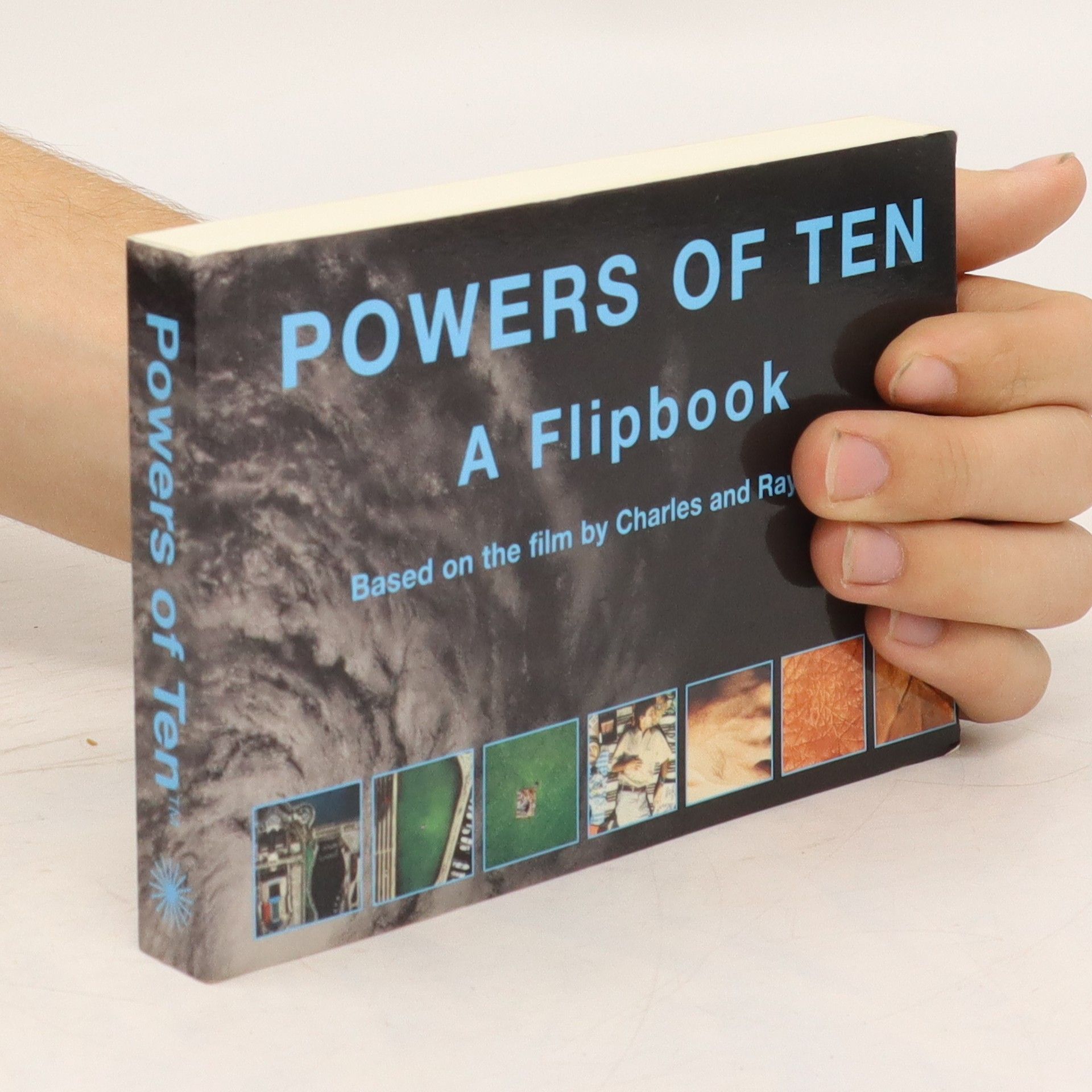 AA.VV. Powers of Ten