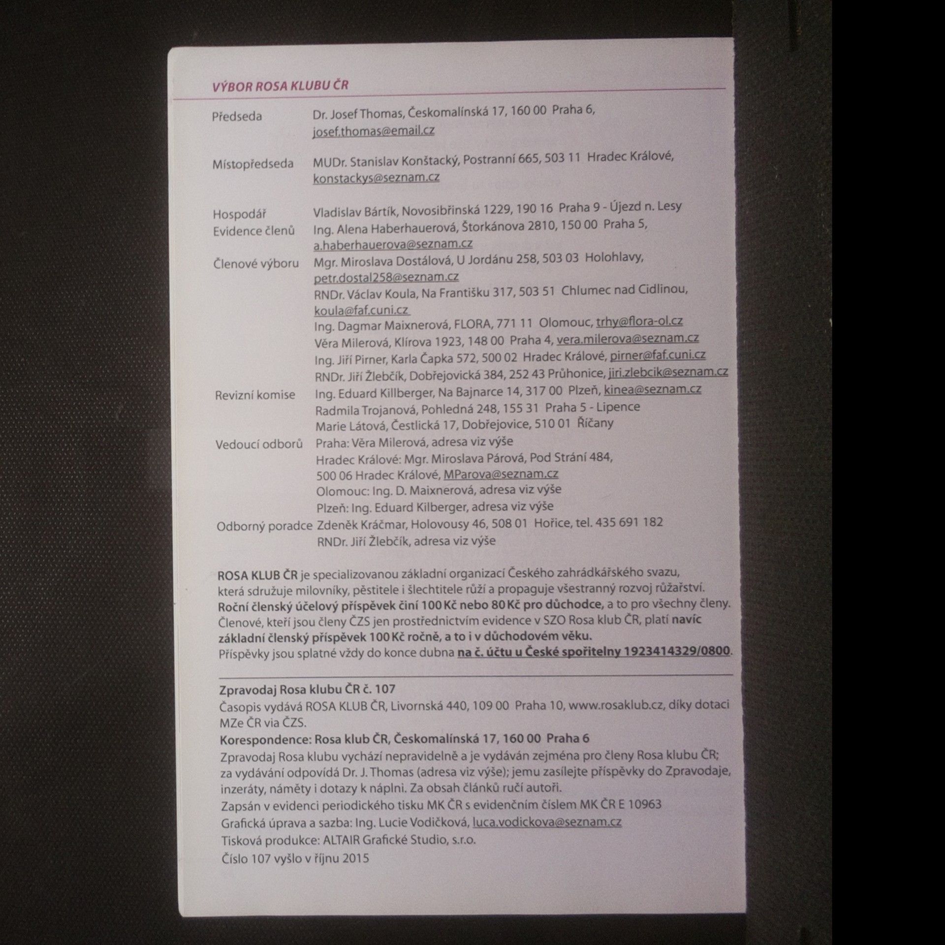Autorenkollektiv Zpravodaj milovníků a pěstitelů růží. Říjen 2015. 107. díl