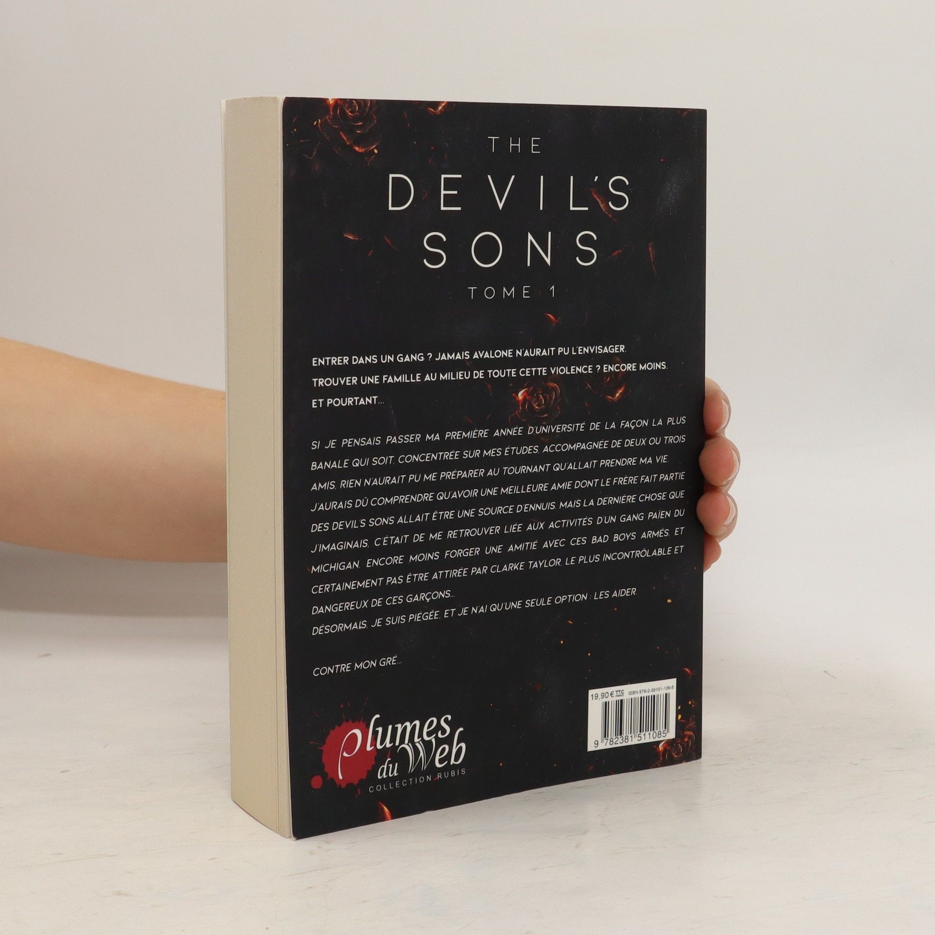Chloé Wallerand The Devil's Sons