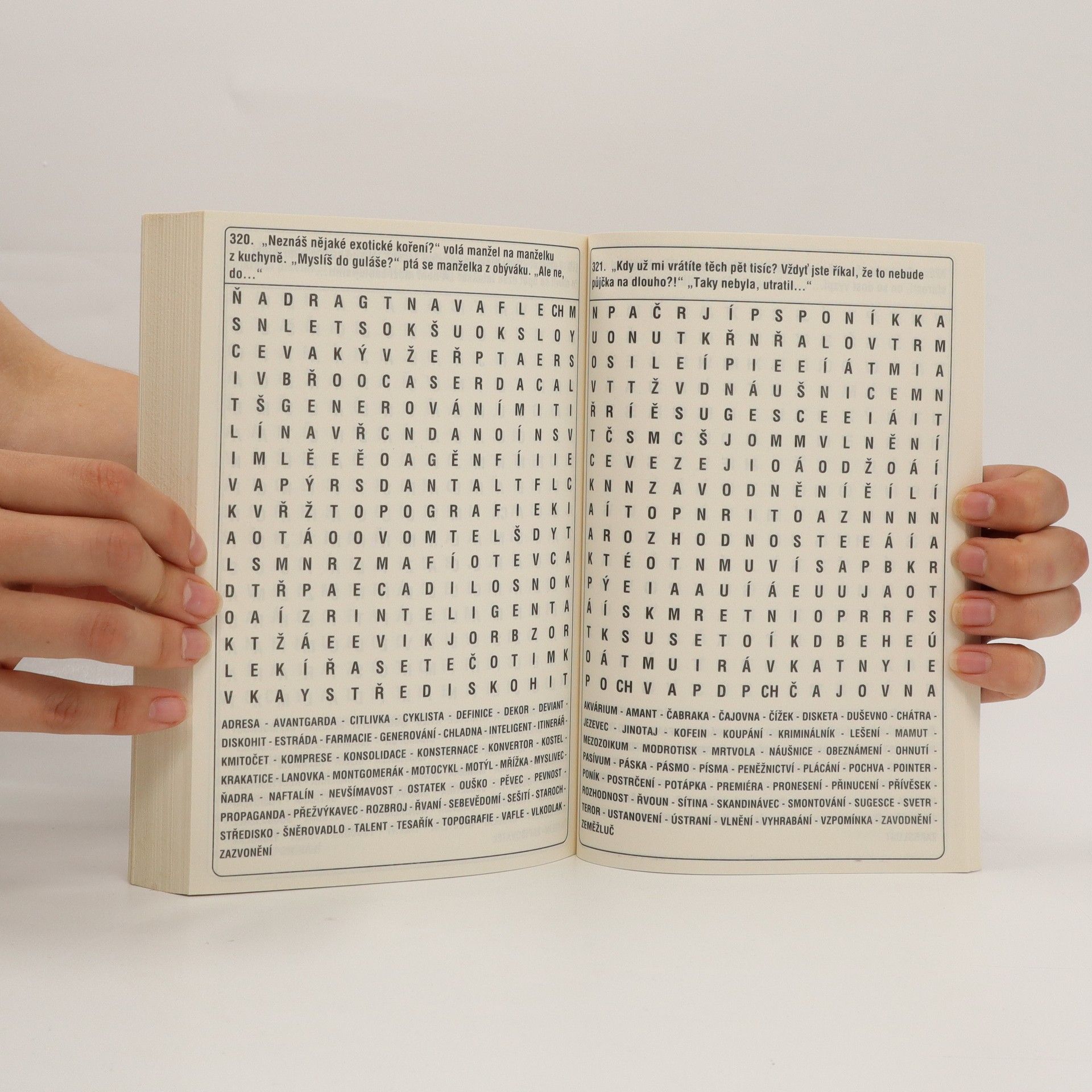 Autorenkollektiv 313 švédských křížovek + 55 osmisměrek