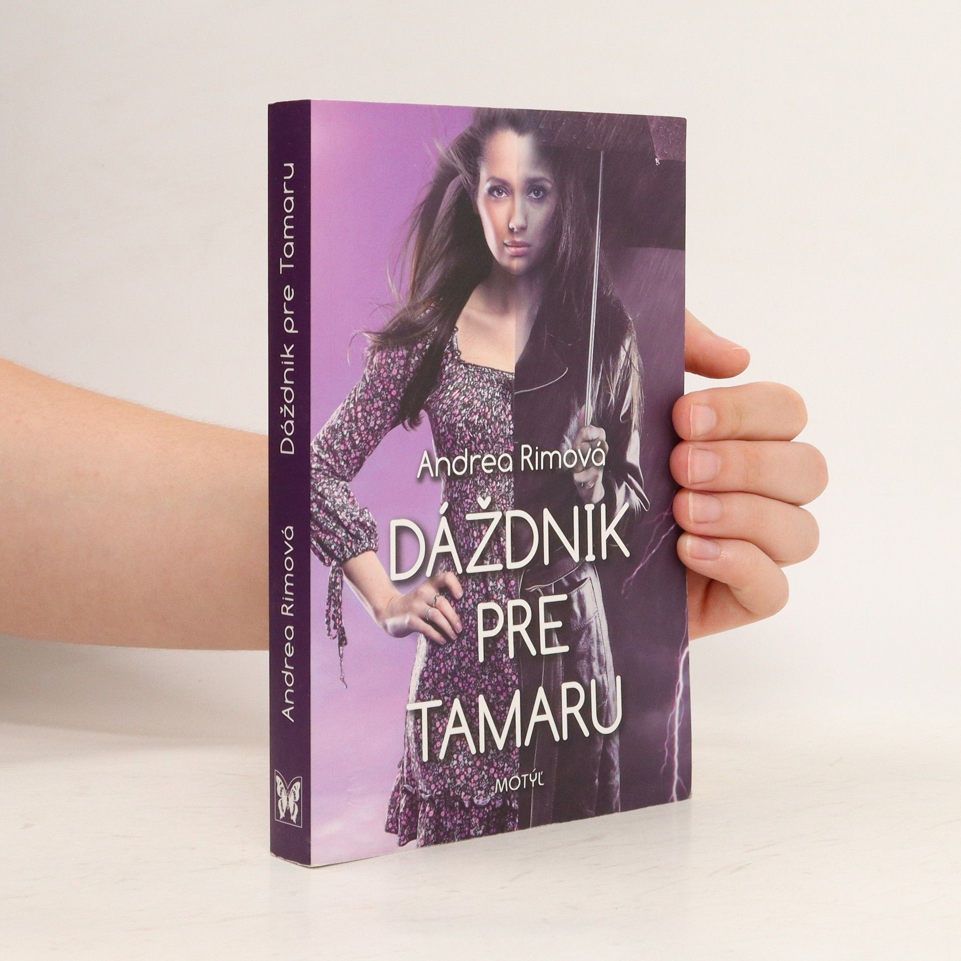 Andrea Rimová Dáždnik pre Tamaru