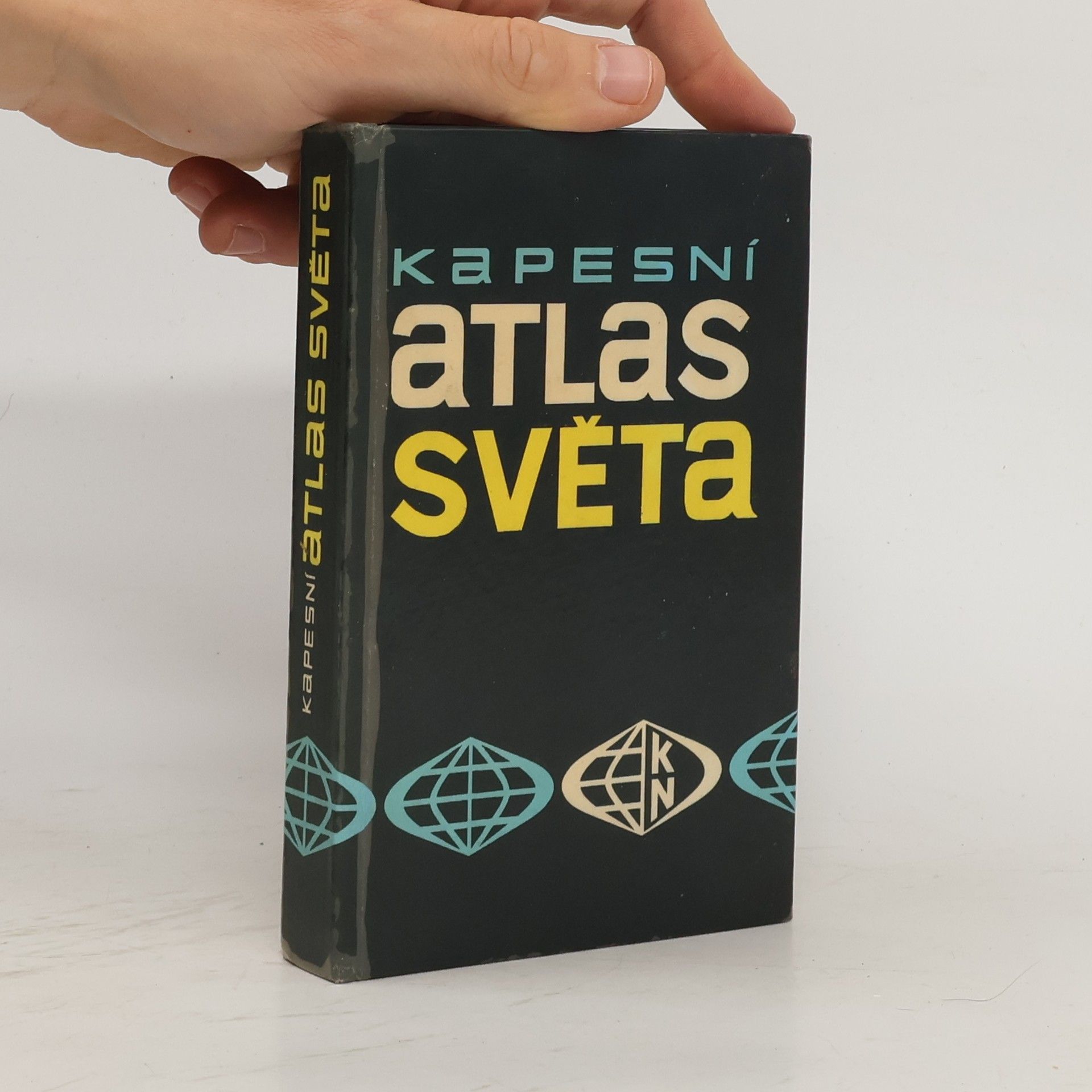 Kolektiv autorů Kapesní atlas světa