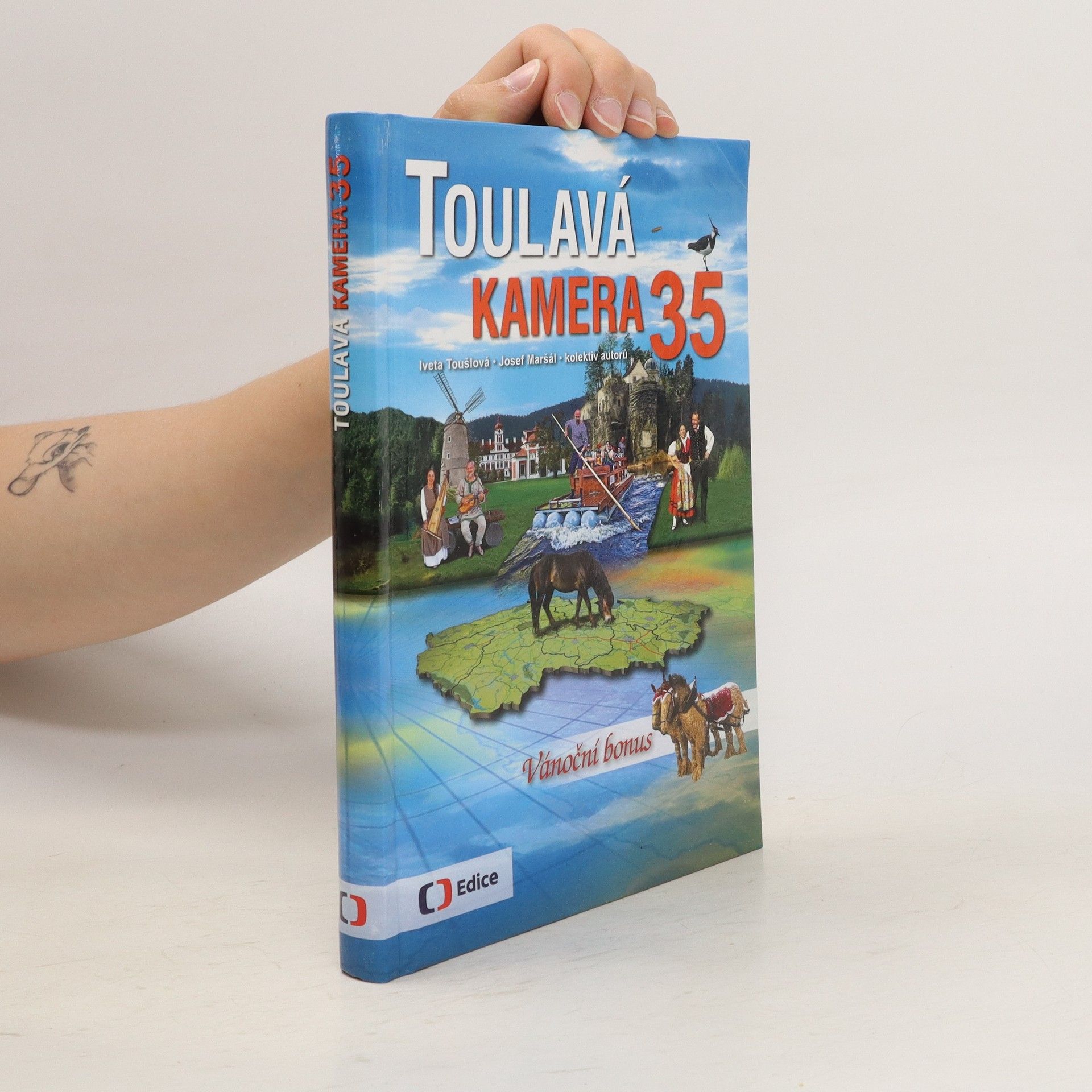 Iveta Toušlová Toulavá kamera 35