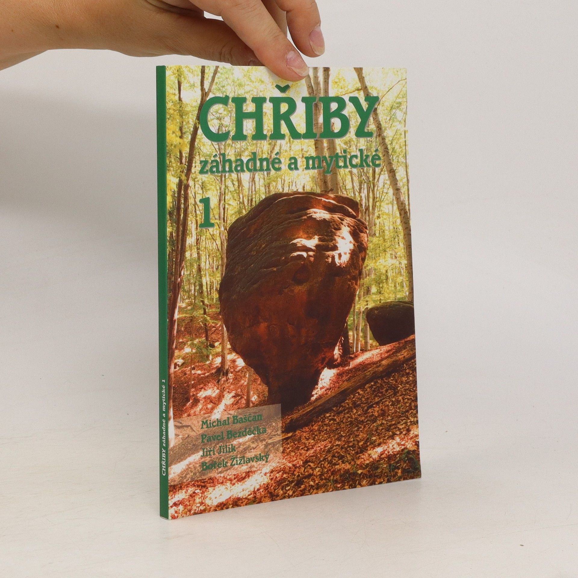 Jiří Jilík Chřiby záhadné a mytické