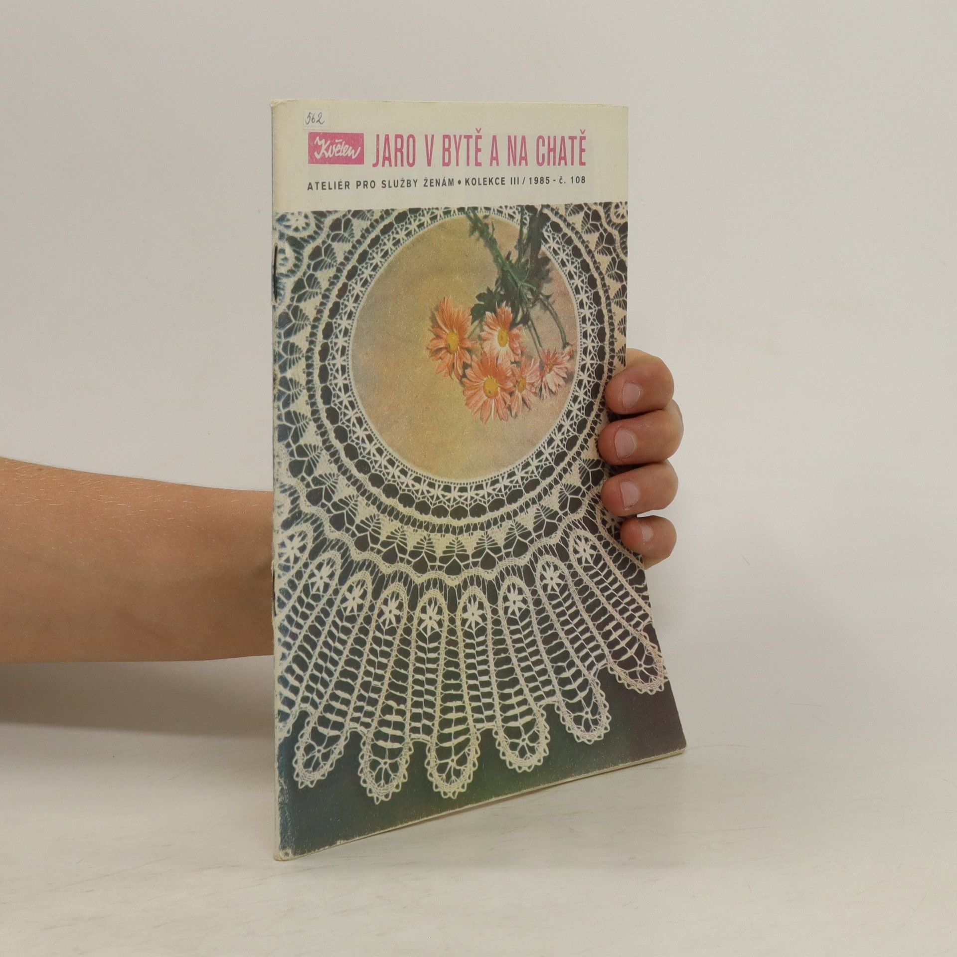 Autorenkollektiv Květen. Jaro v bytě na chatě