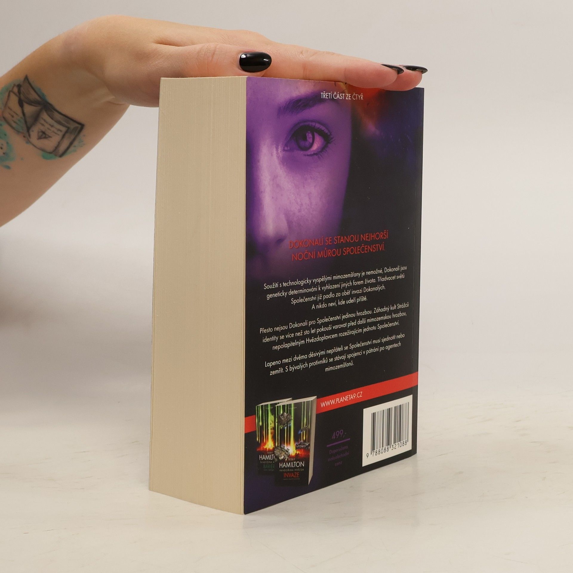 Peter F. Hamilton Jidáš zbavený pout – Pronásledování