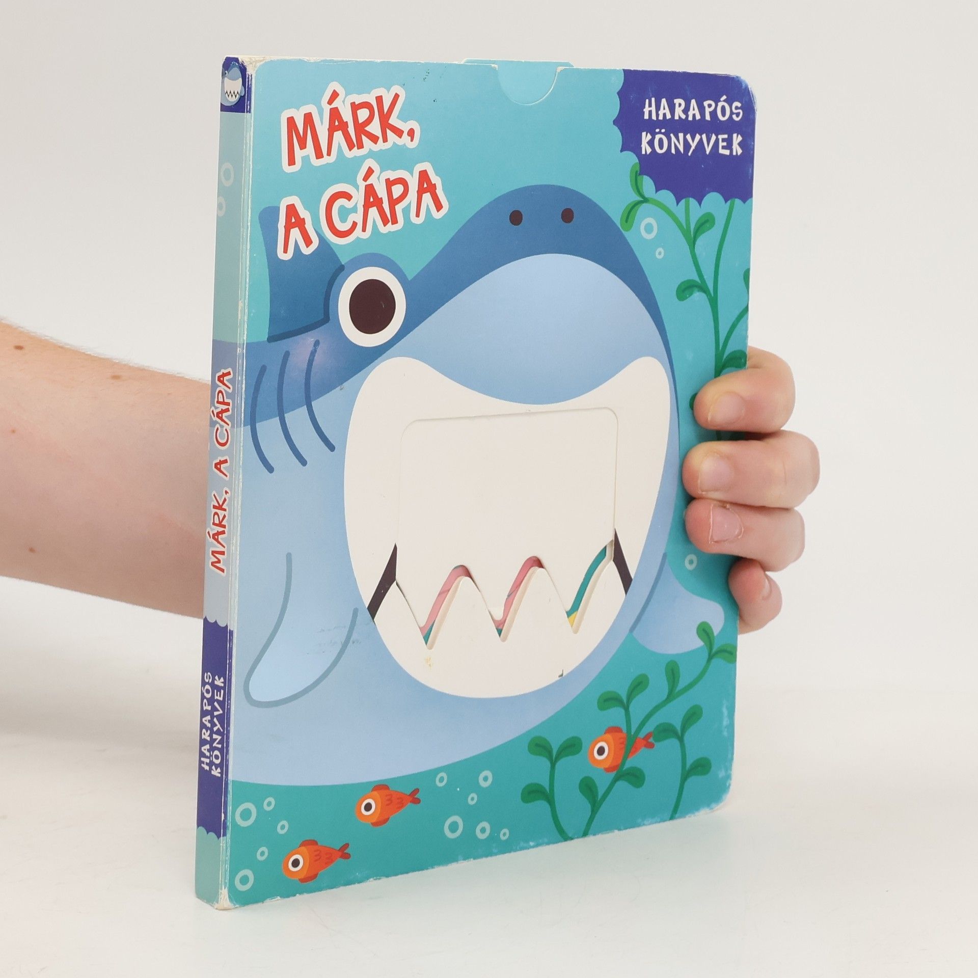 Harapós Könyvek Márk, a Cápa