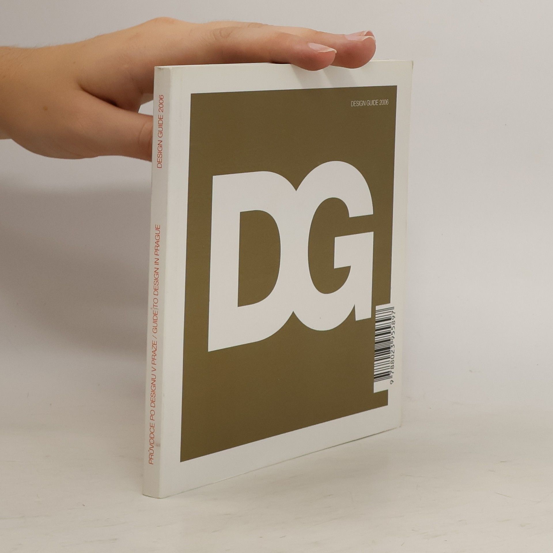 AA.VV. Guide to design in Prague