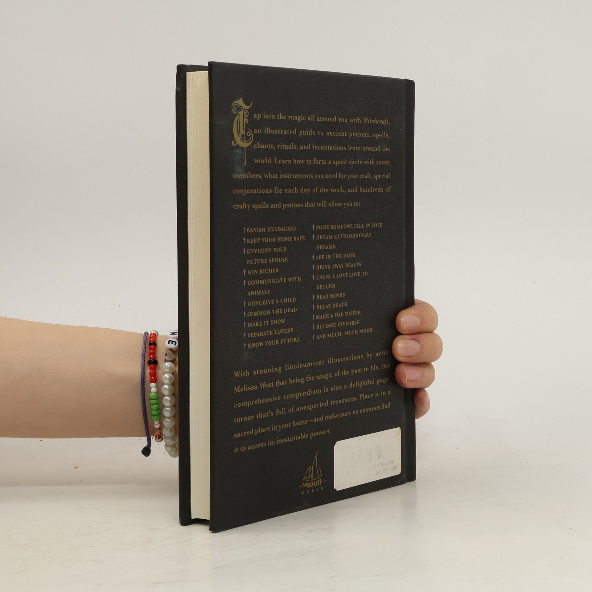 Anastasia Greywolf Witchcraft. A Handbook of Magic, Spells, and Potions